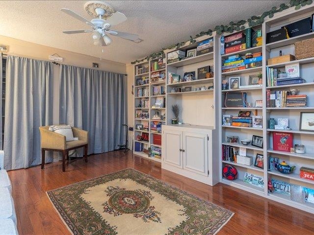 748 Hedgegrove Dr 4803 Property Photo 13