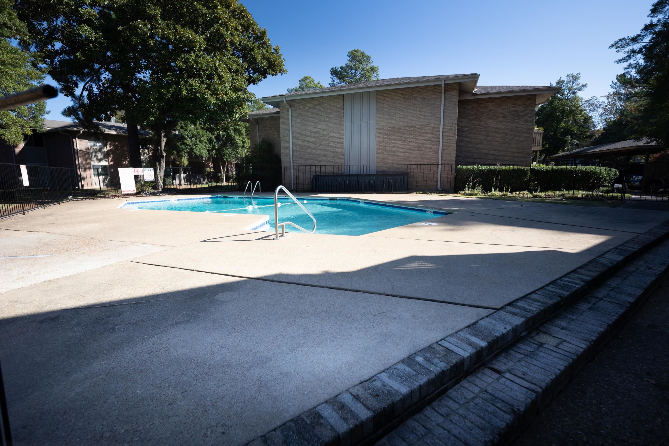 748 Hedgegrove Dr 4803 Property Photo 28
