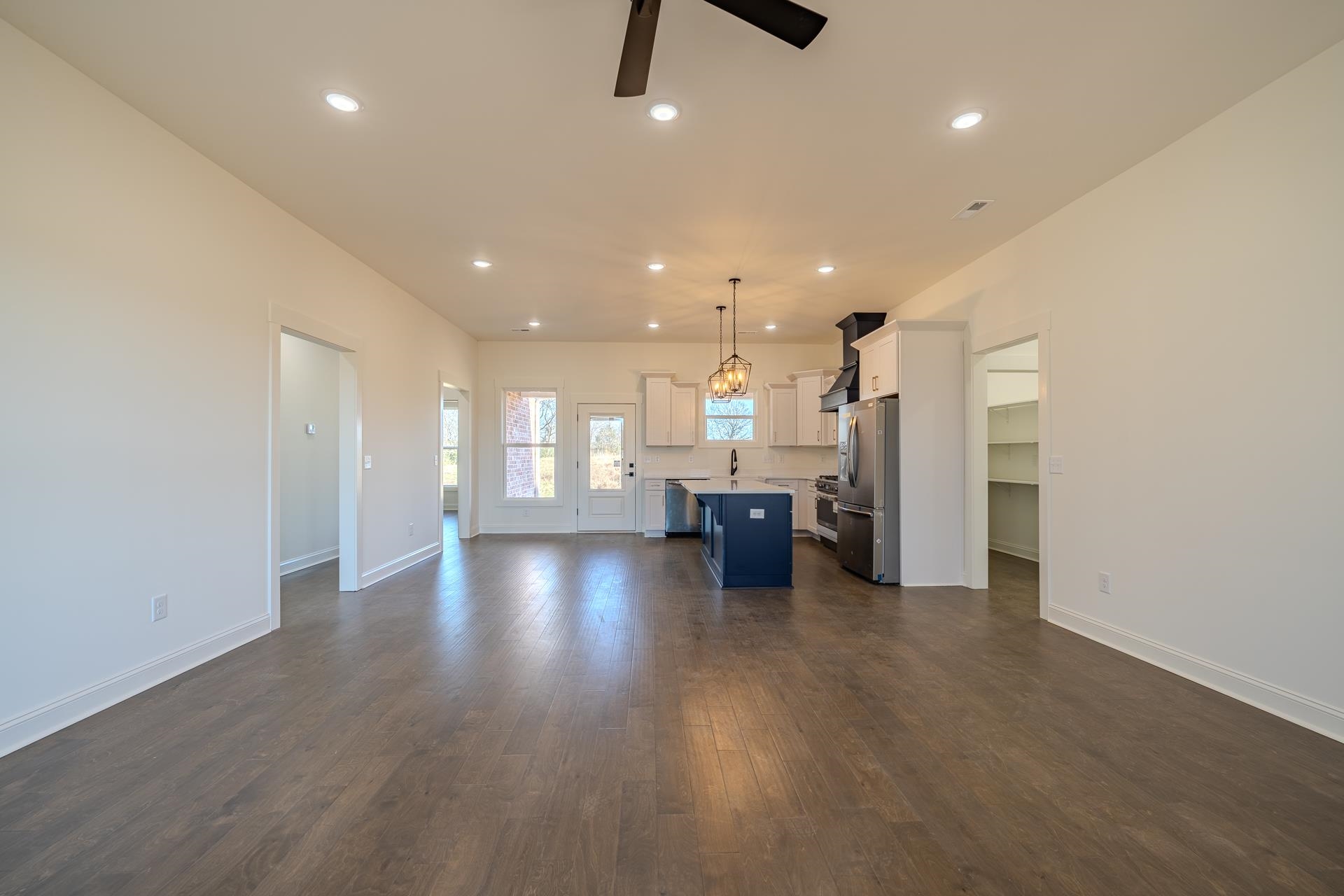130 Belvedere Cir Property Photo 14