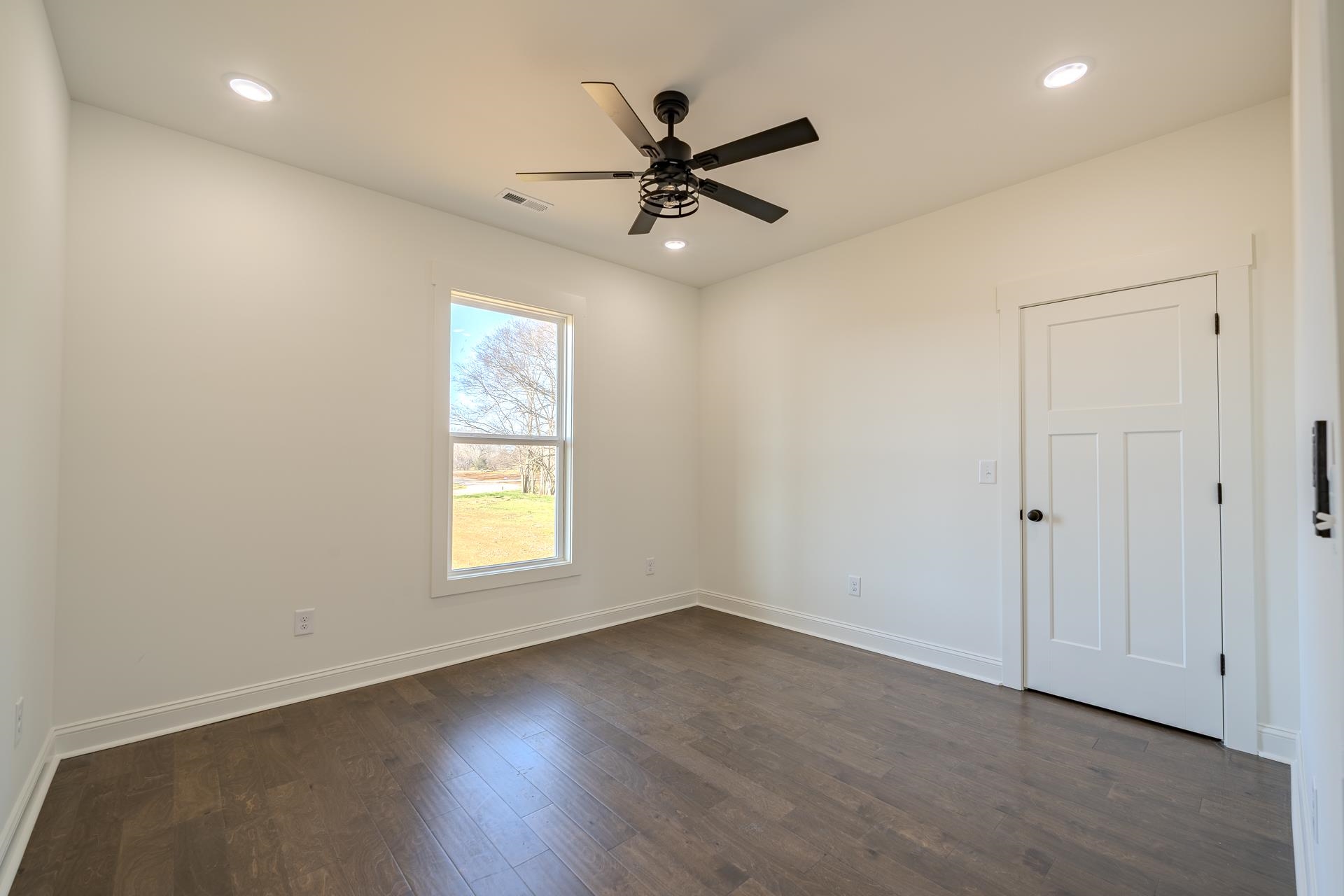 130 Belvedere Cir Property Photo 17