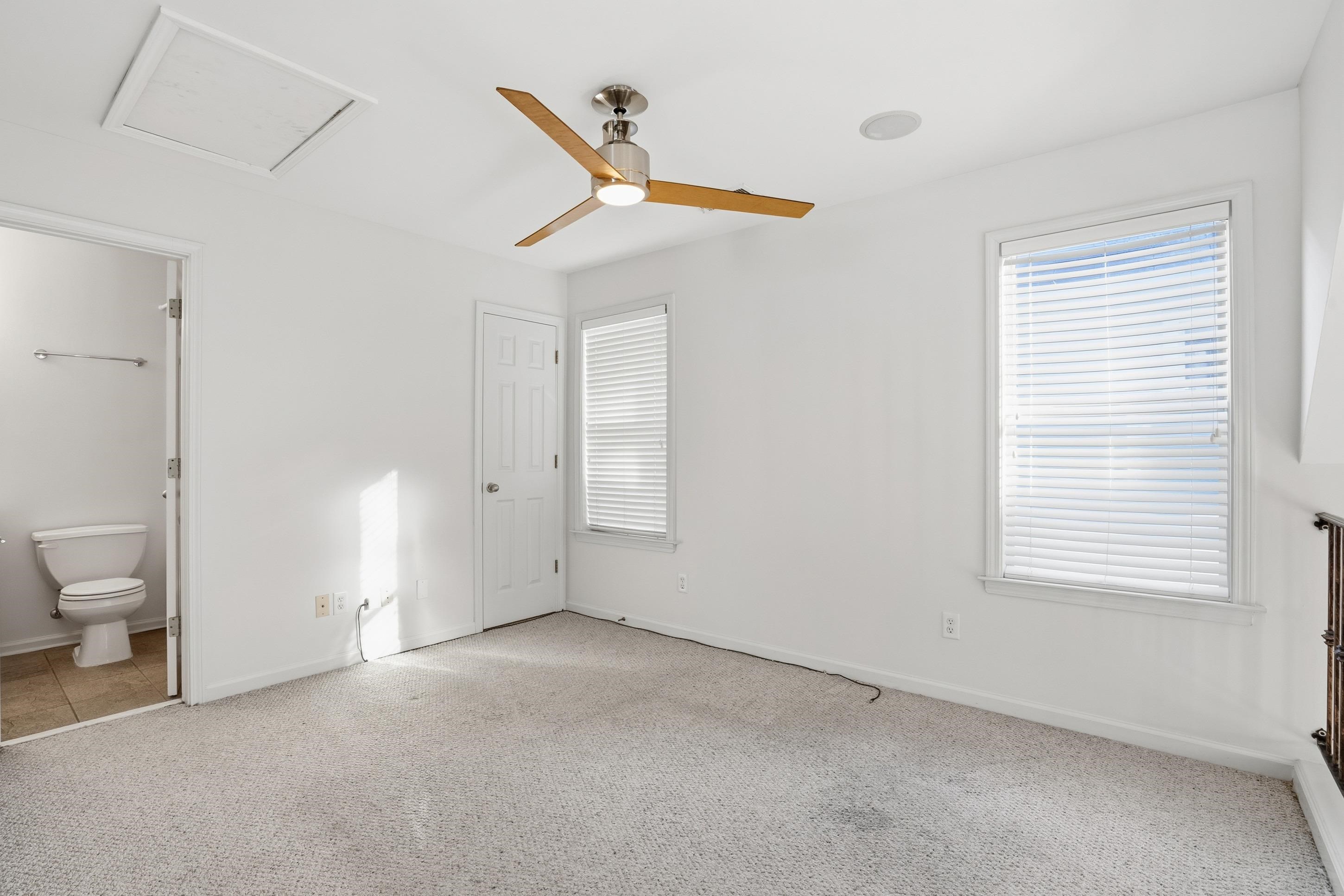 1198 E Island Pl E Property Photo 18