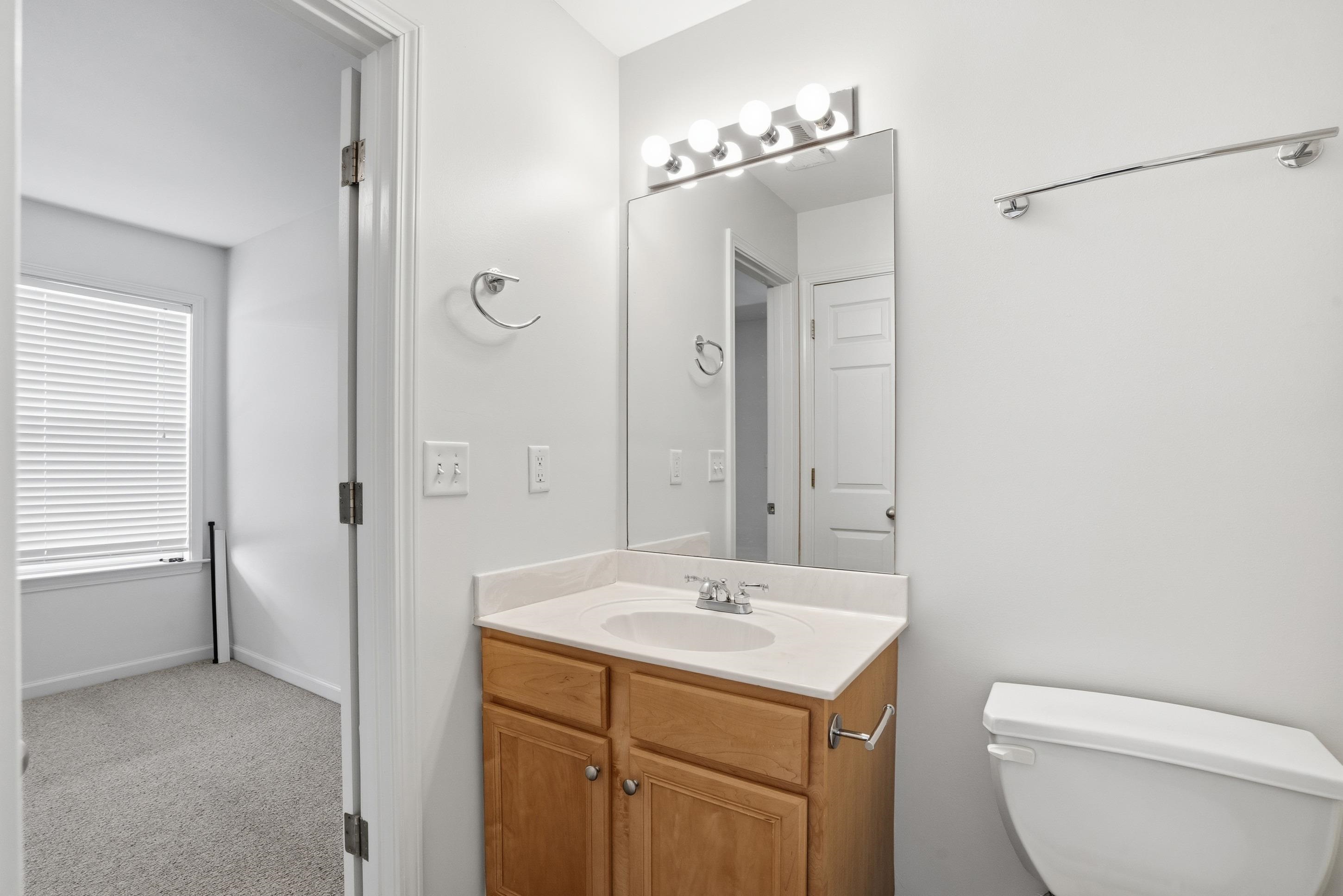 1198 E Island Pl E Property Photo 22