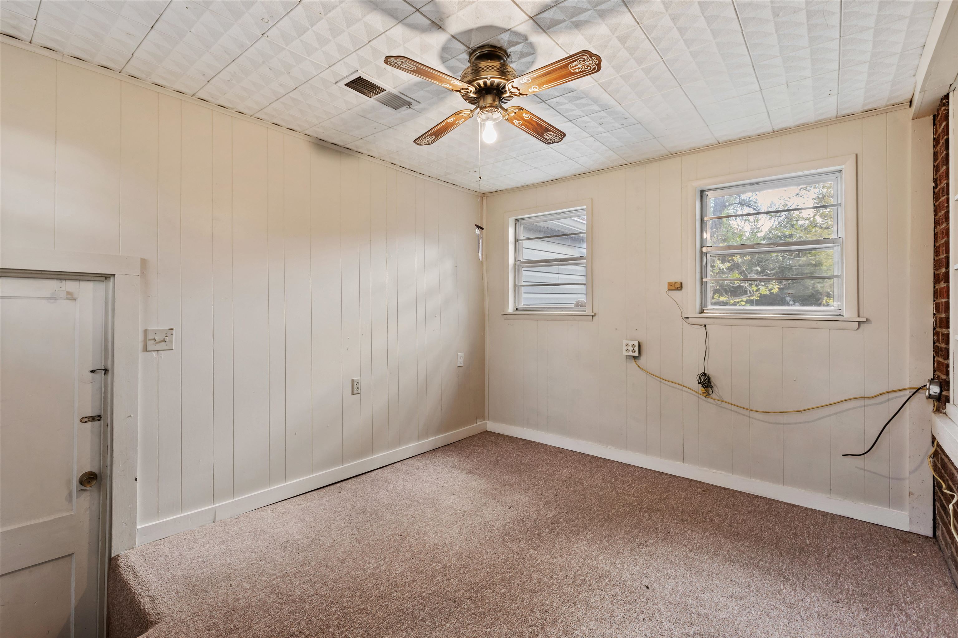 125 Keough Rd Property Photo 14