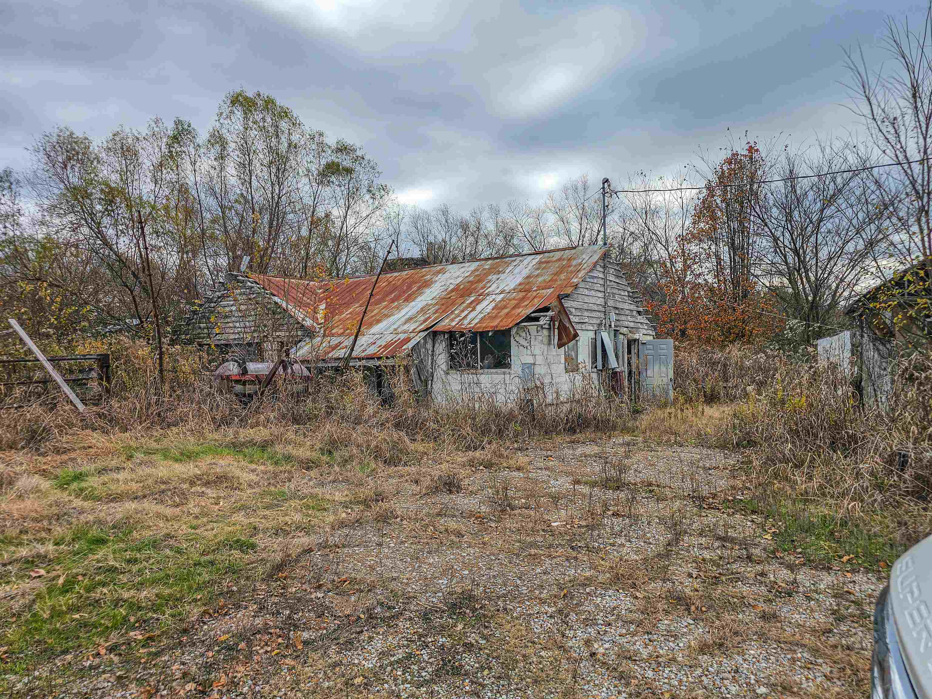 Fisherville Rd Property Photo 2