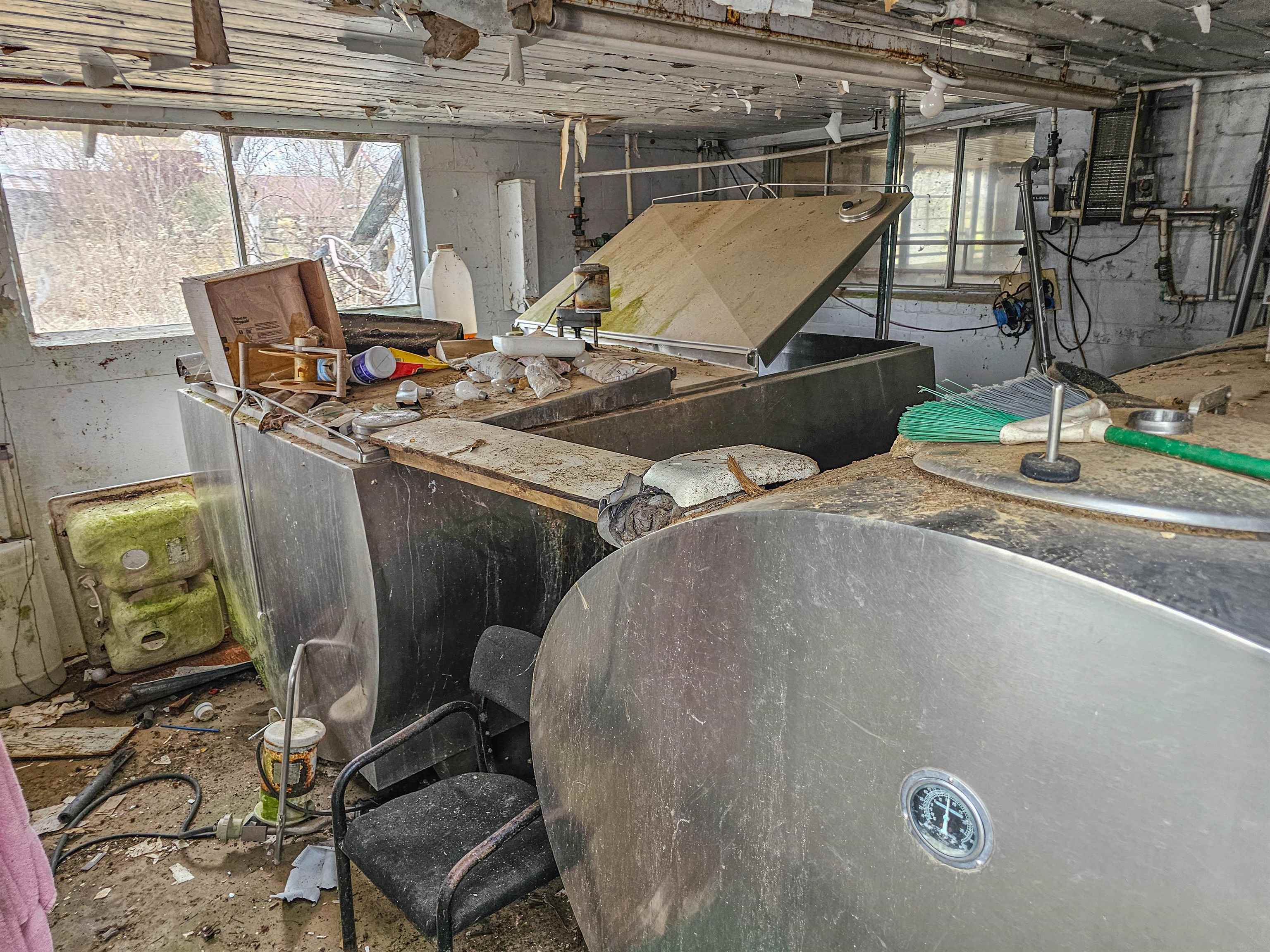 Fisherville Rd Property Photo 8