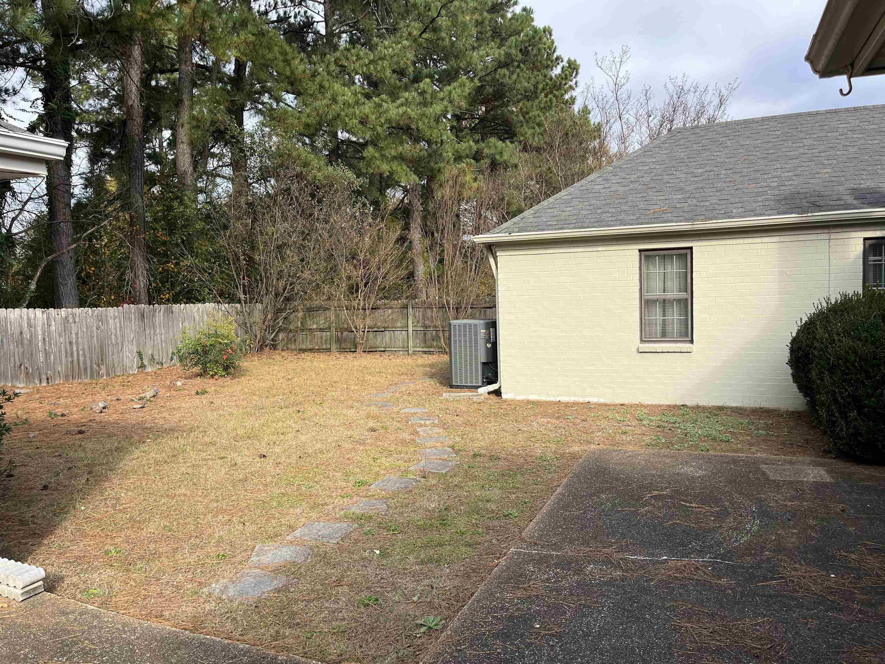 1987 Sonning Dr Property Photo 12