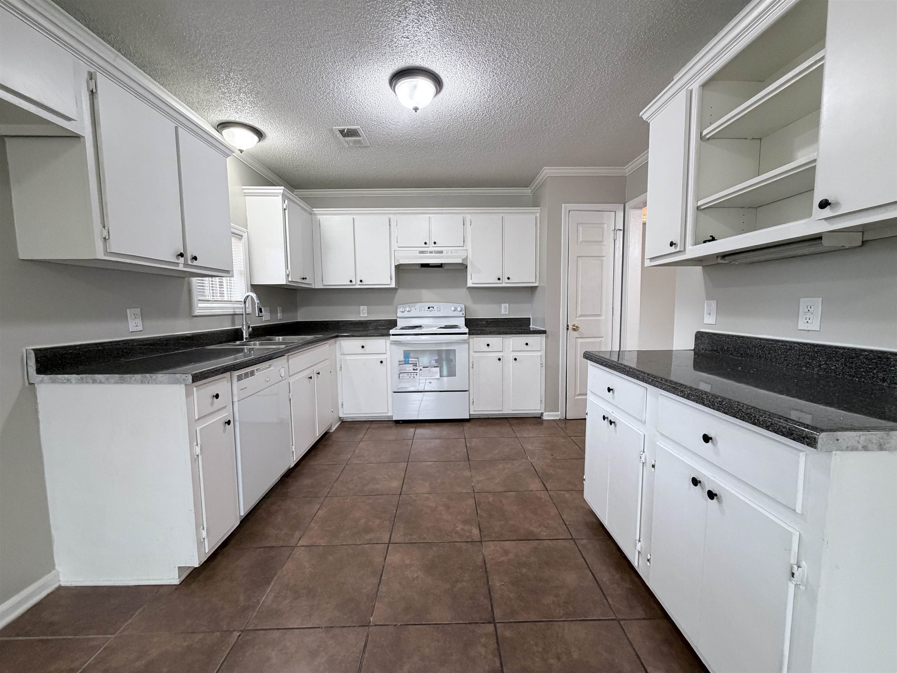 3466 Stonechase Cv Property Photo 8