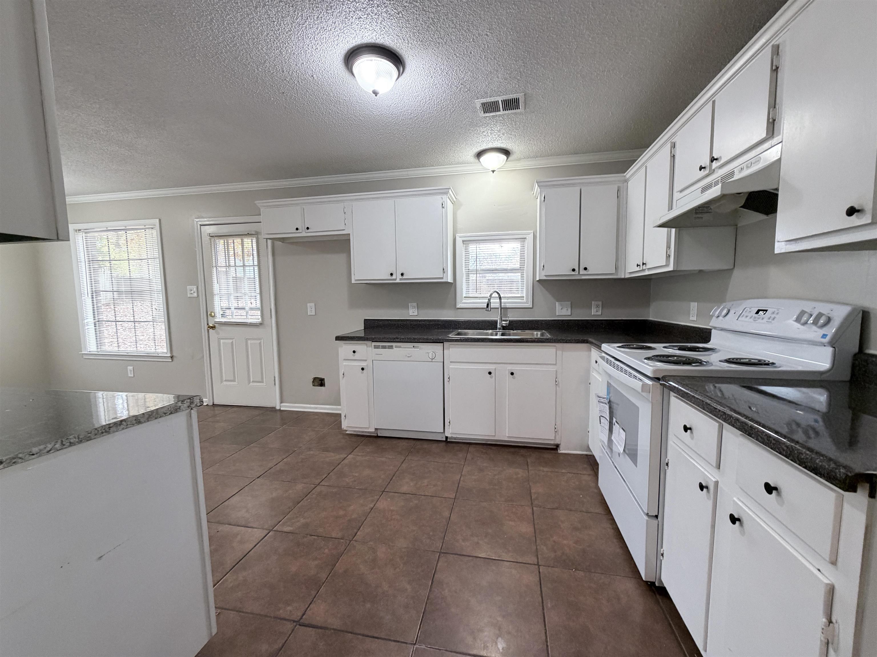 3466 Stonechase Cv Property Photo 10