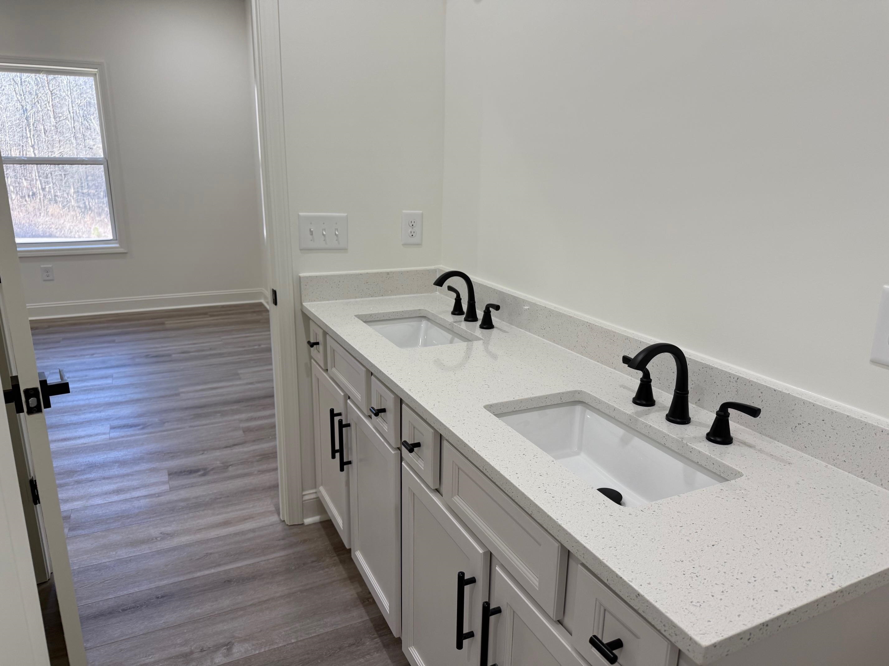 20 Doodle Cv Property Photo 12