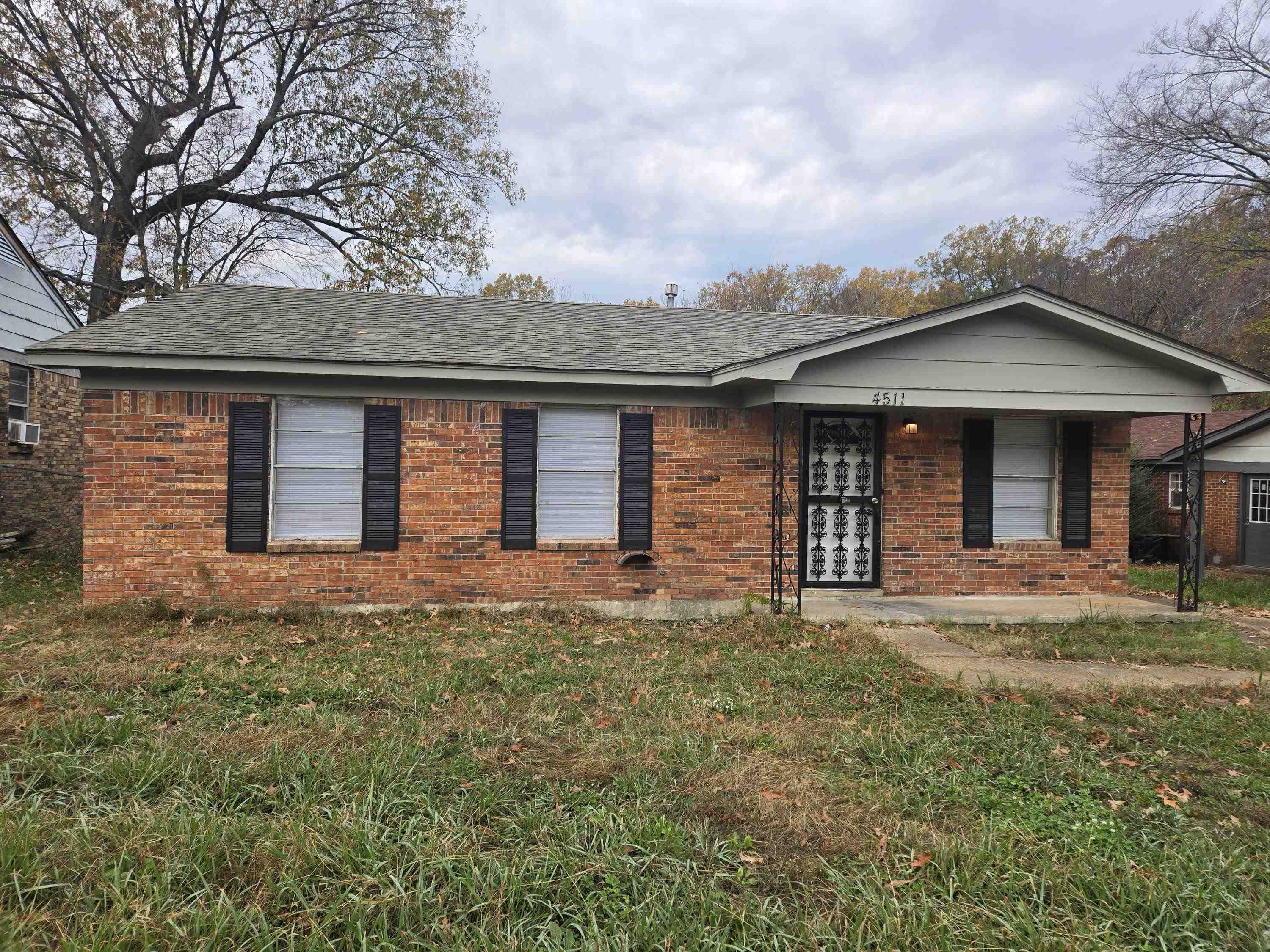 4511 SUMNERS WELLS RD Property Photo 1