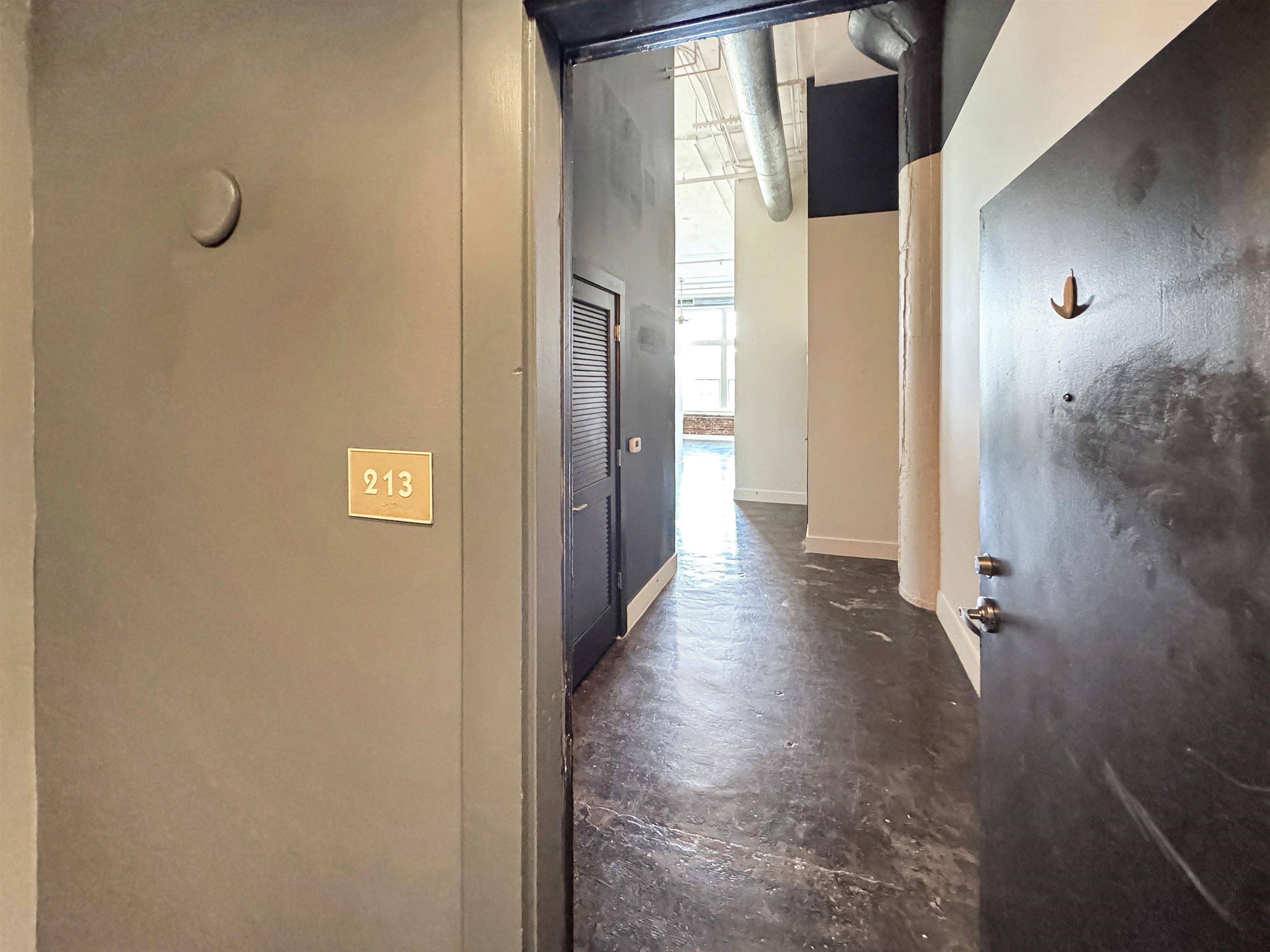 505 Tennessee St 213 Property Photo 2