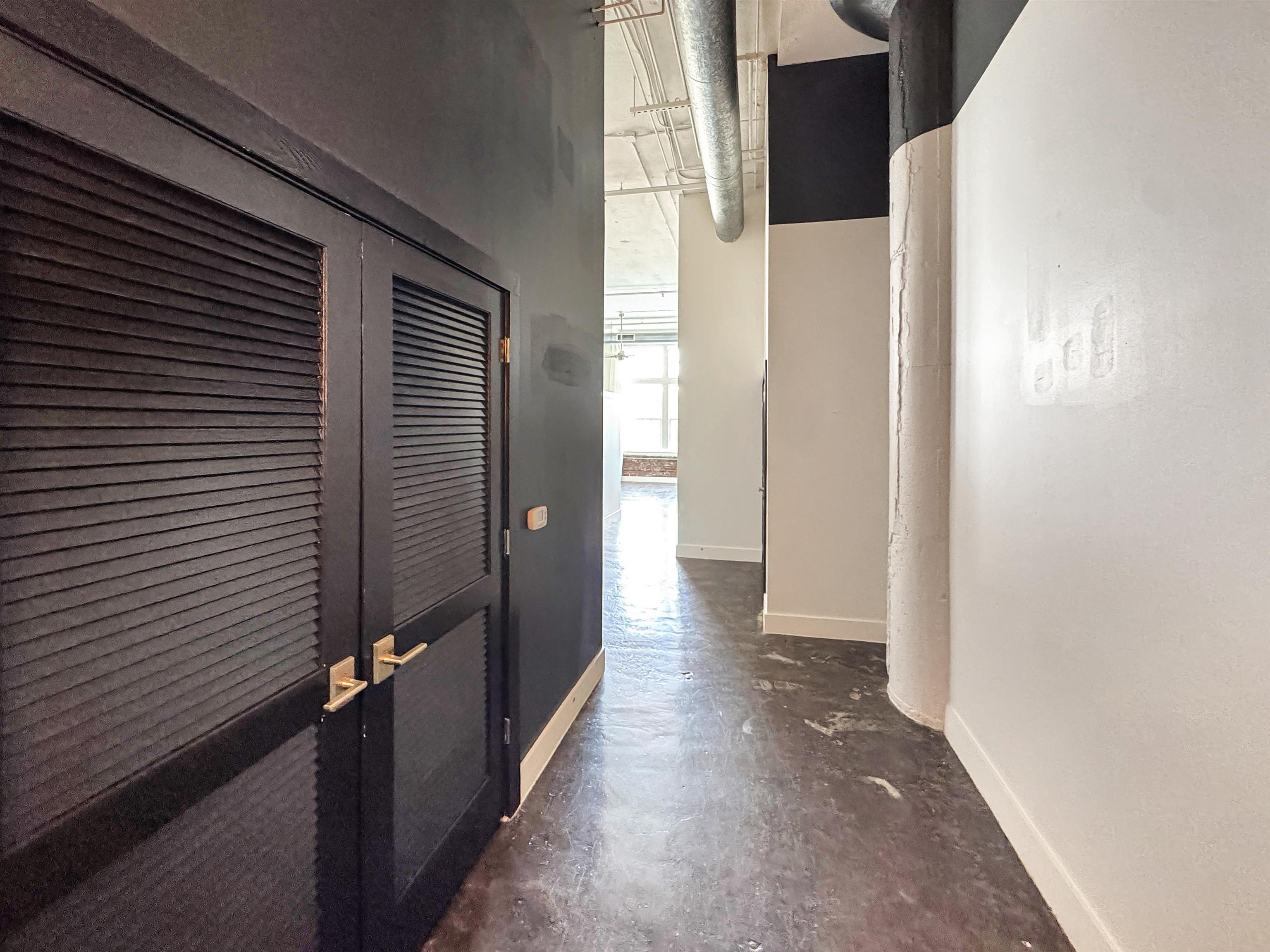 505 Tennessee St 213 Property Photo 3