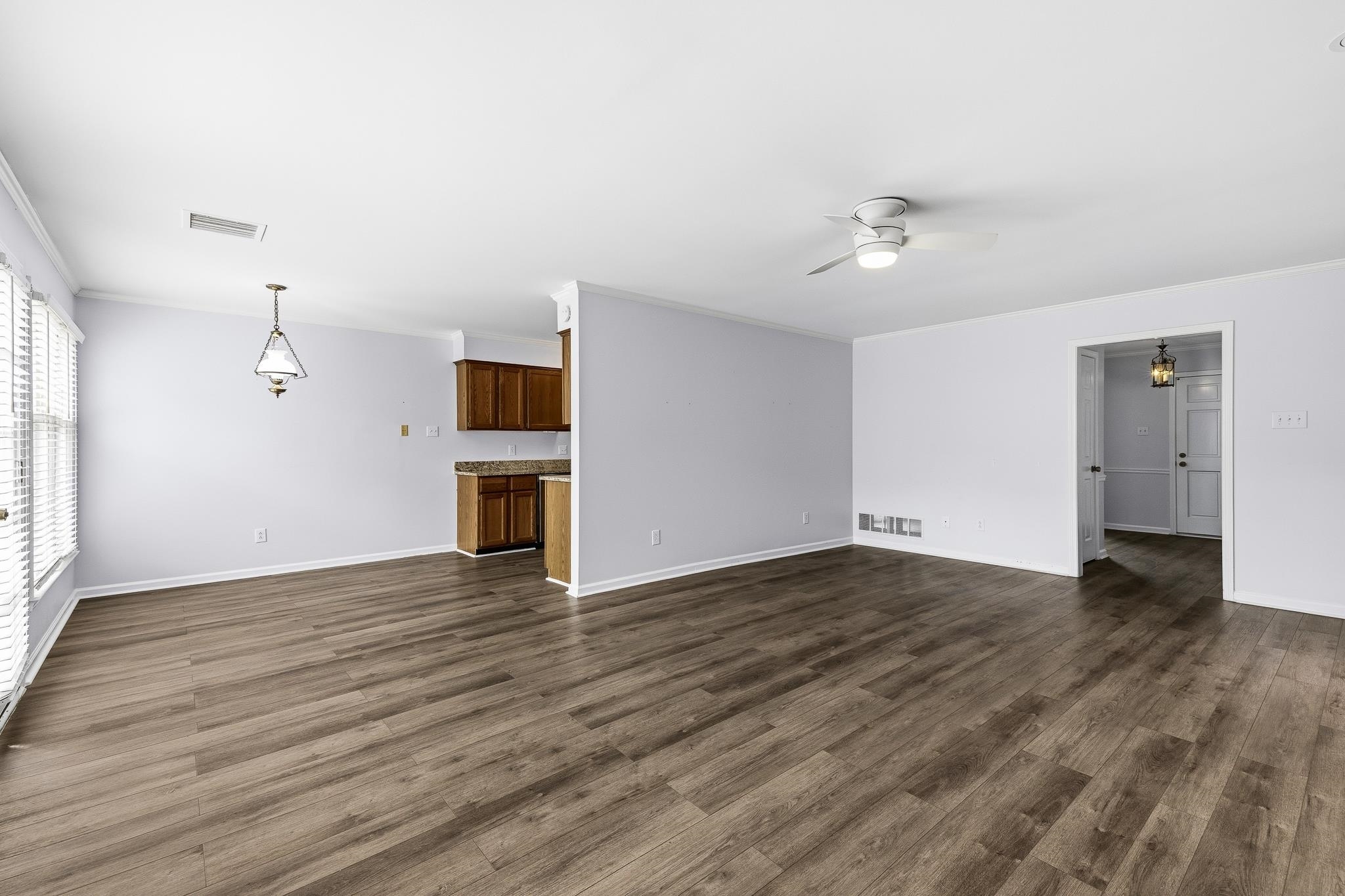 1889 Allenby Rd Property Photo 11