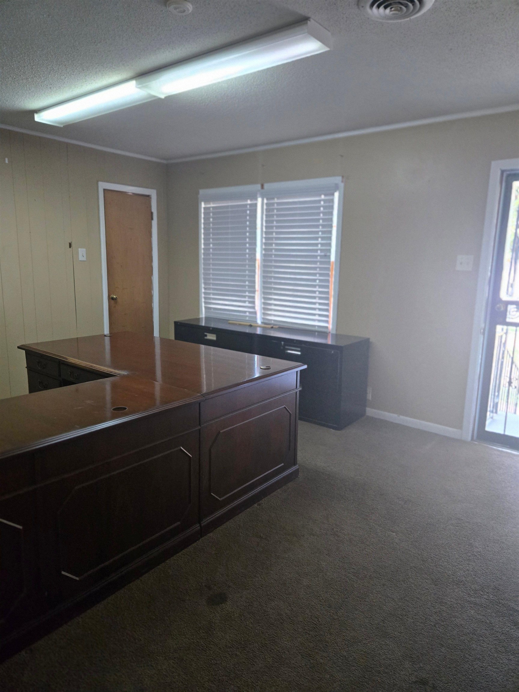 6855 Raleigh-lagrange Rd Property Photo 2