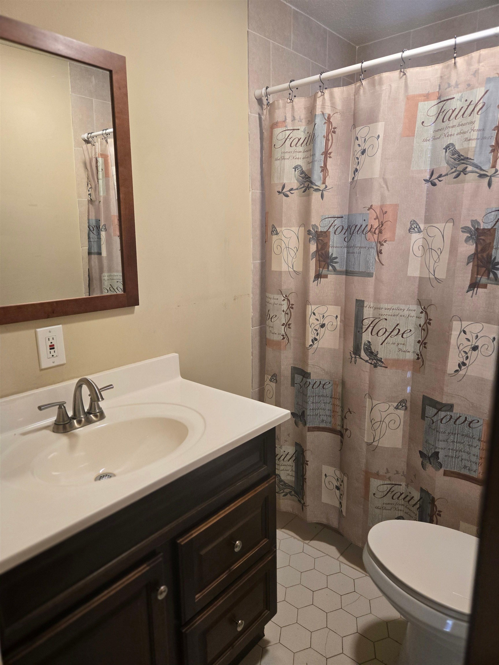 6855 Raleigh-lagrange Rd Property Photo 3