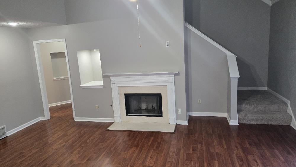 7118 Kingsland Dr Property Photo 9