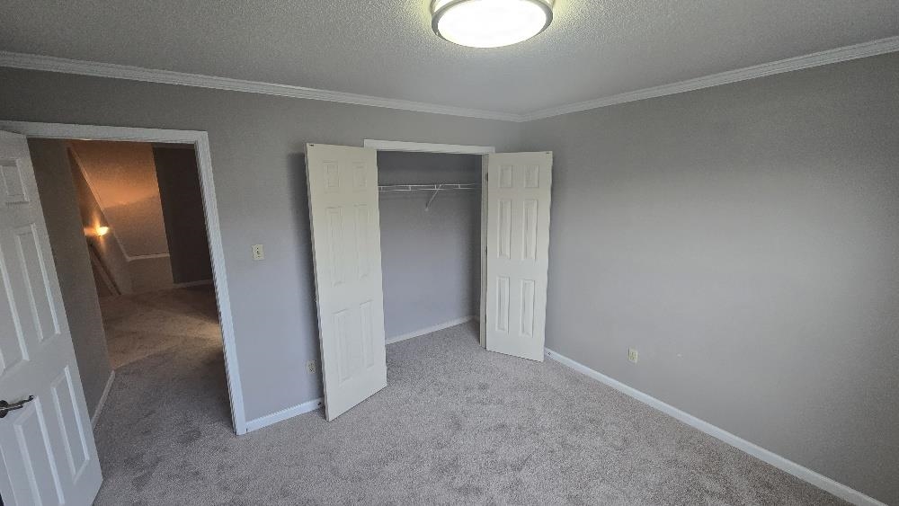 7118 Kingsland Dr Property Photo 24