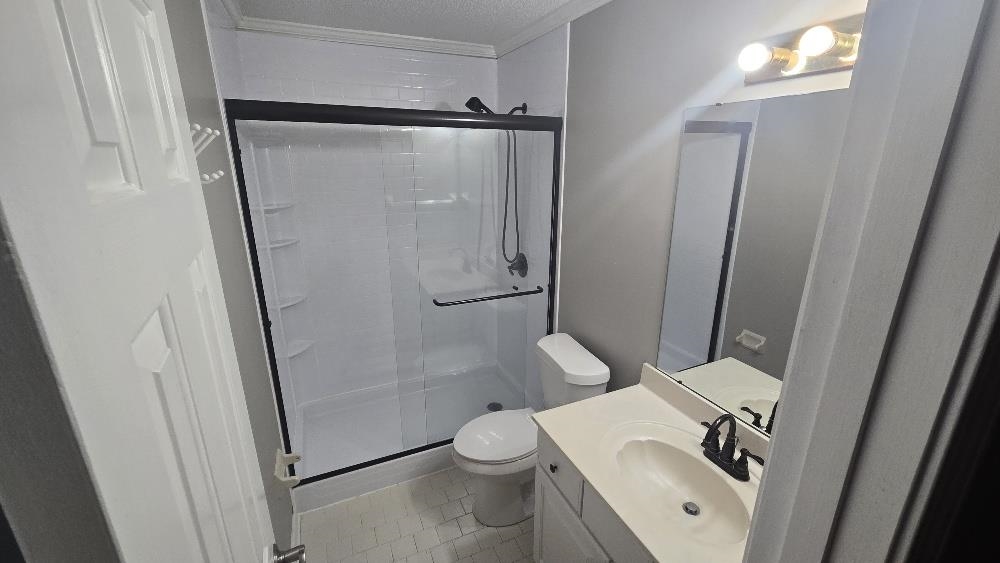 7118 Kingsland Dr Property Photo 27