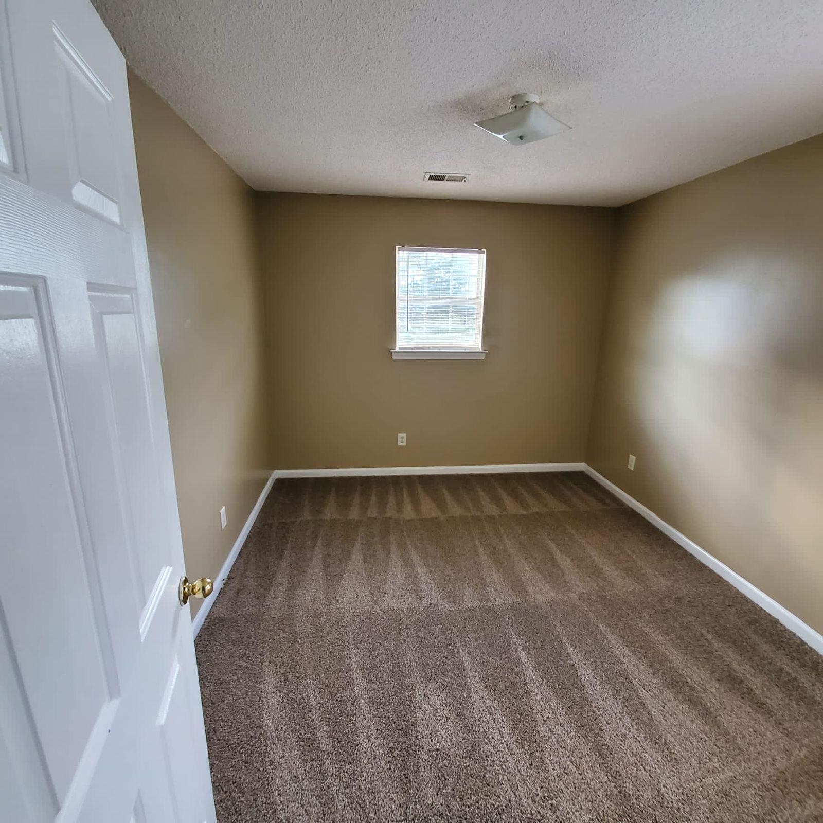4639 Addington Dr Property Photo 7