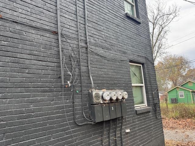 1627 Barton St Property Photo 13