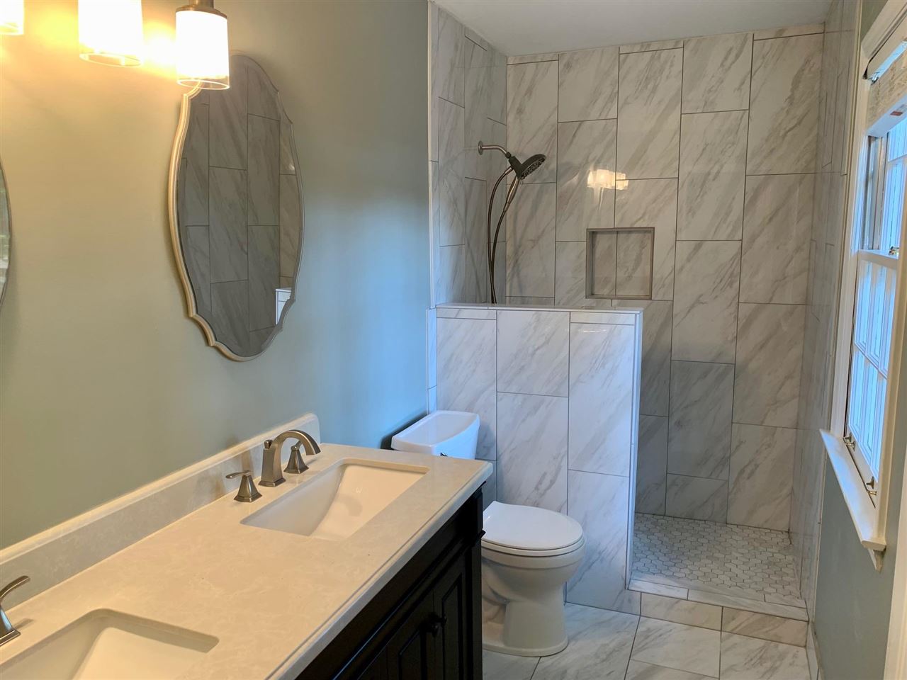 8105 Savannah Way Property Photo 14