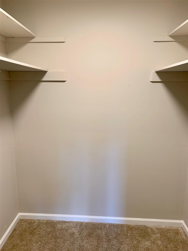 8105 Savannah Way Property Photo 18