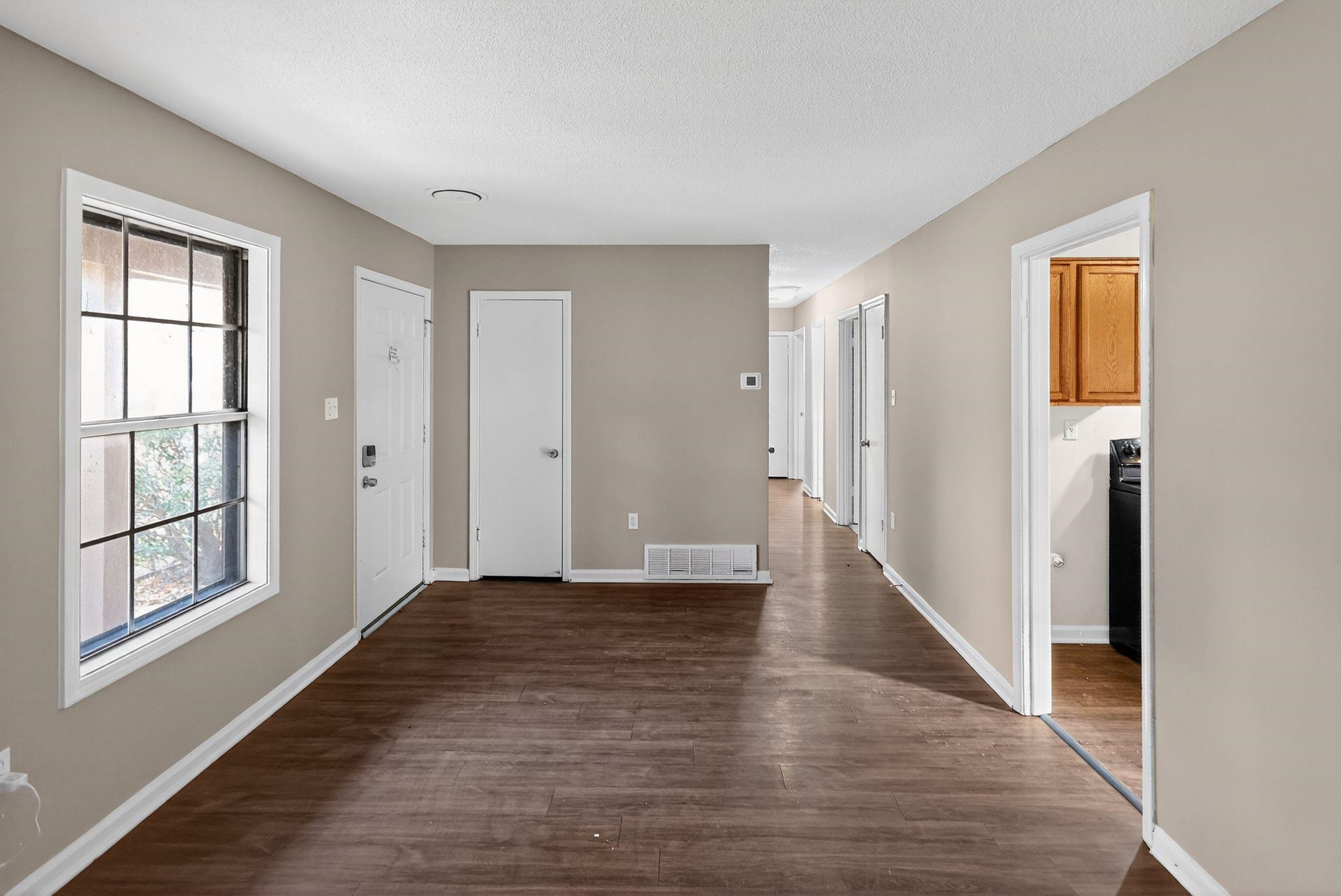 3860 Castleman St Property Photo 6