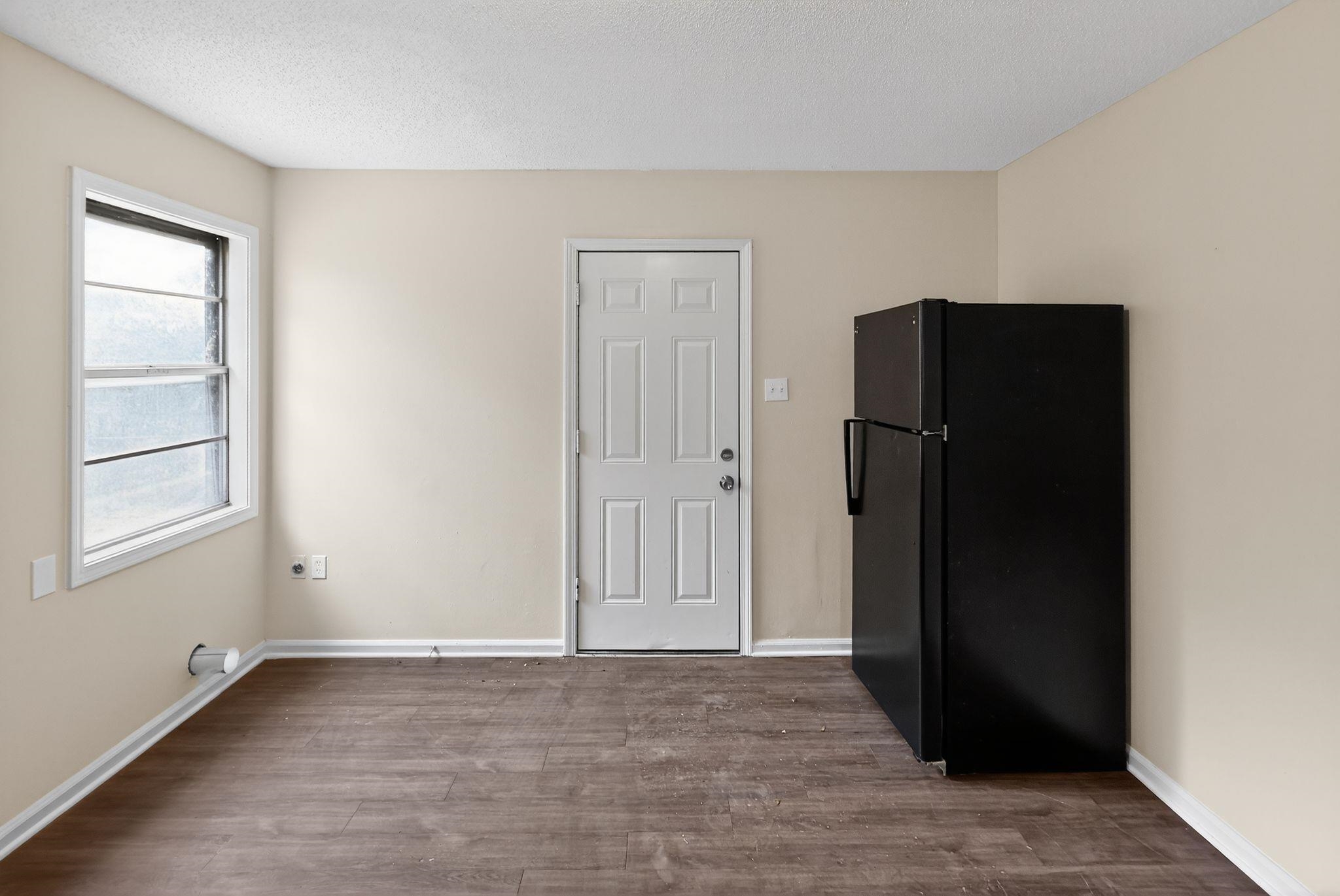3860 Castleman St Property Photo 12