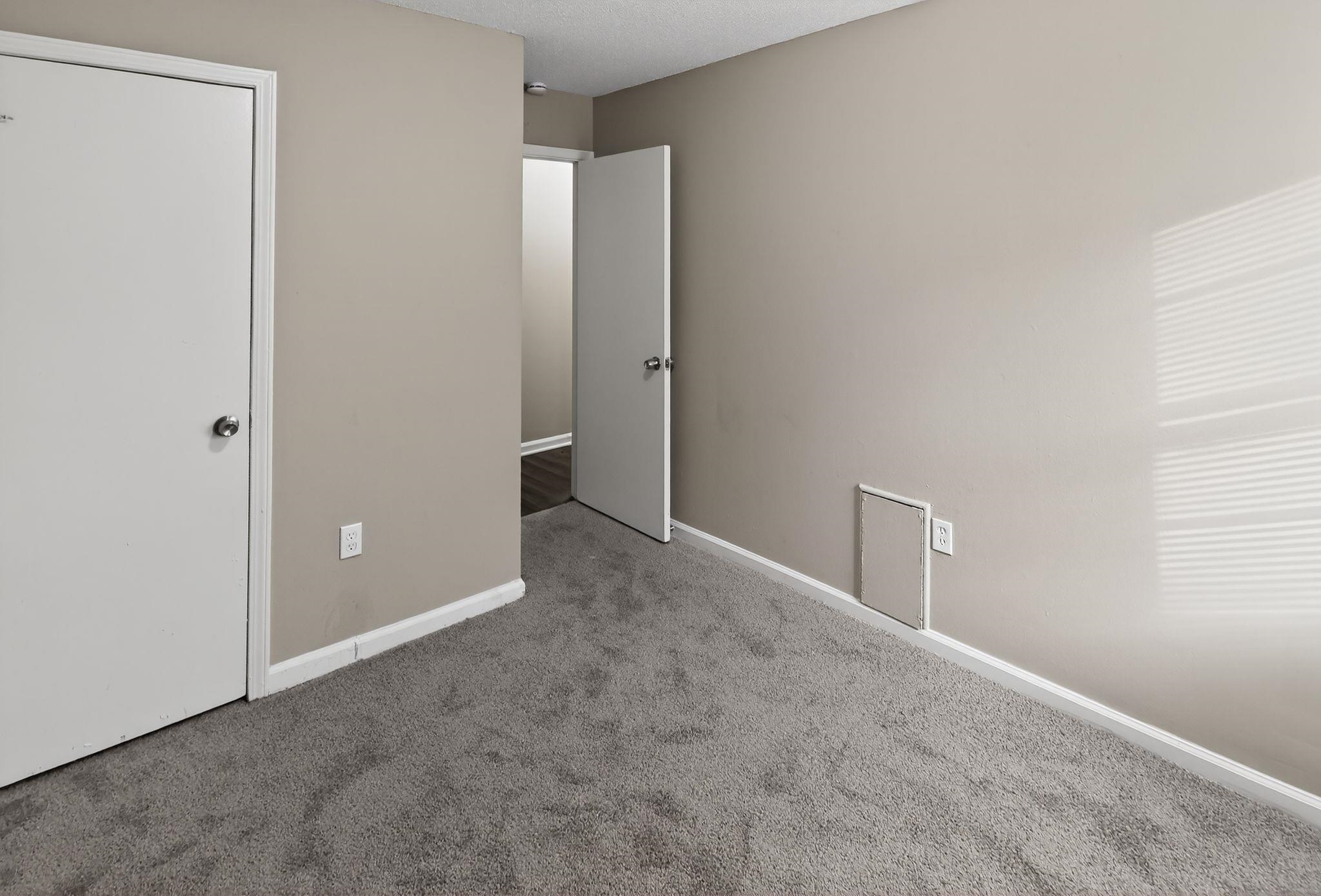 3860 Castleman St Property Photo 22