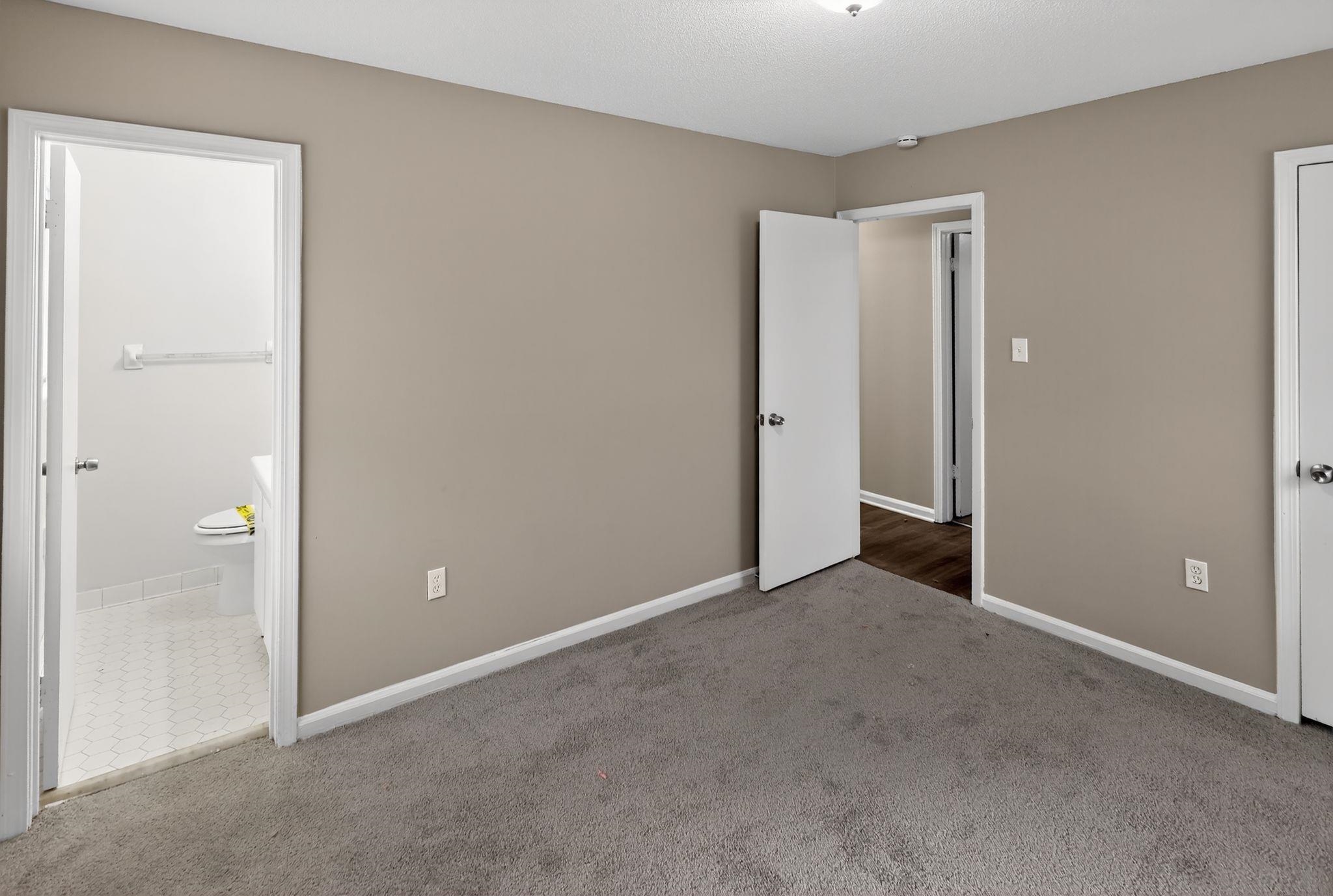 3860 Castleman St Property Photo 25