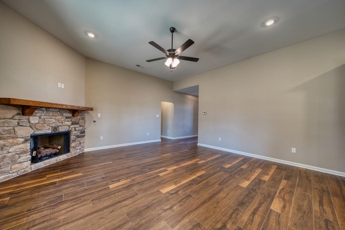 159 Como Ln Property Photo 12