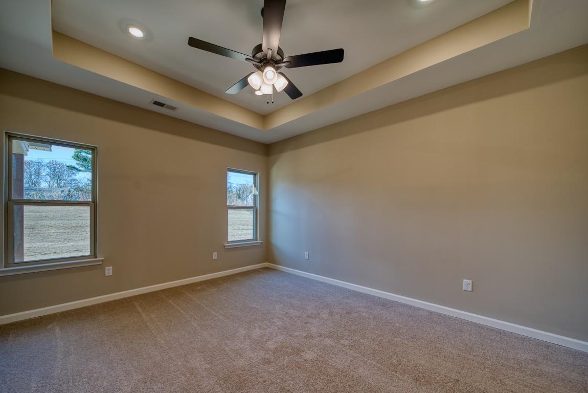 159 Como Ln Property Photo 23