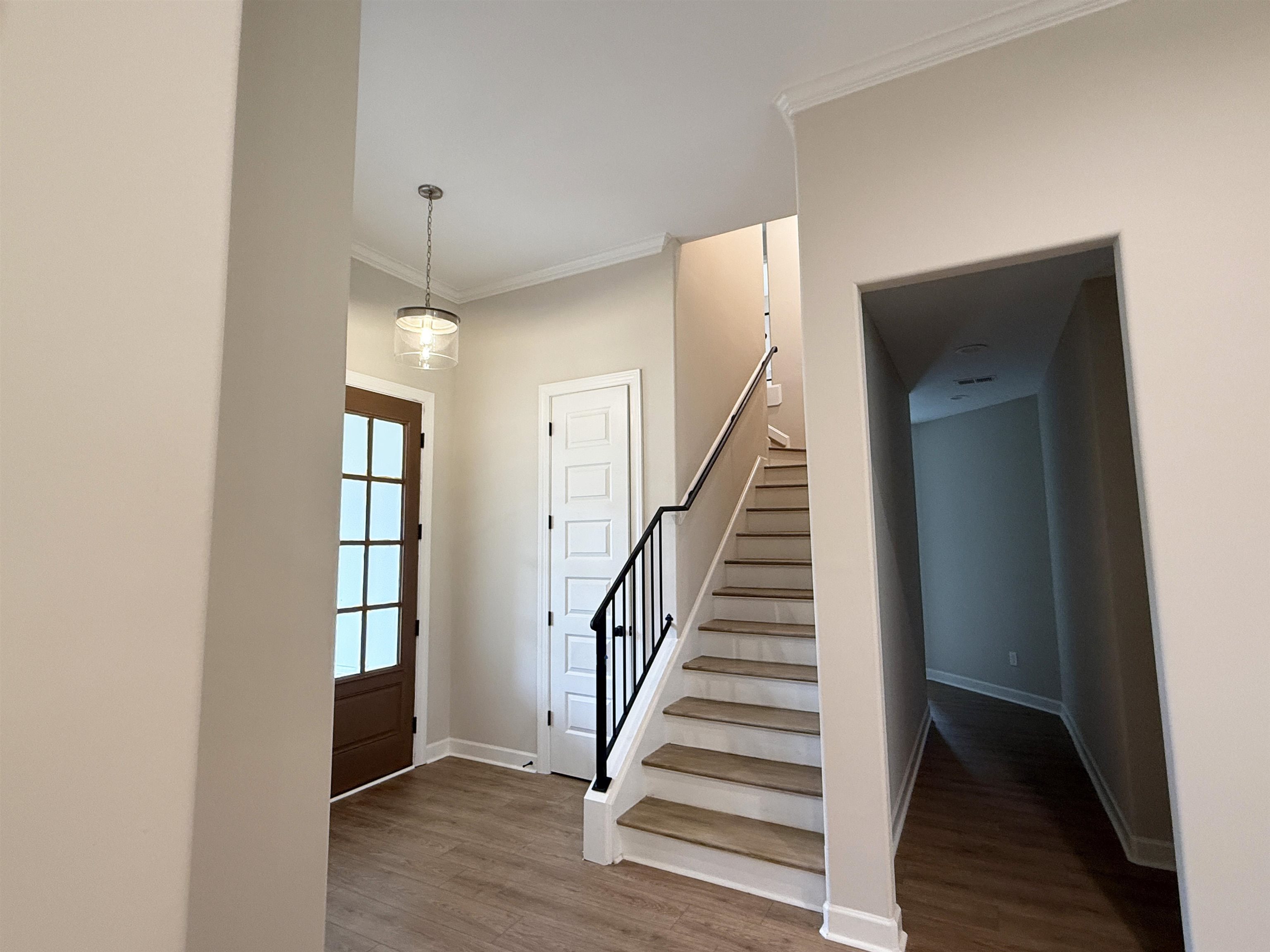 410 Cypress Village Ln Property Photo 3