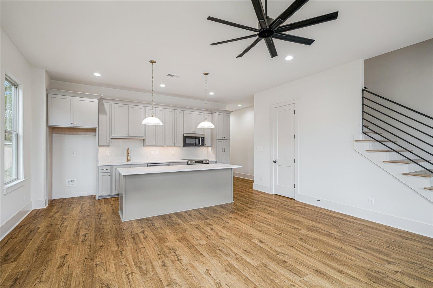 5484 Park Ave Property Photo 2