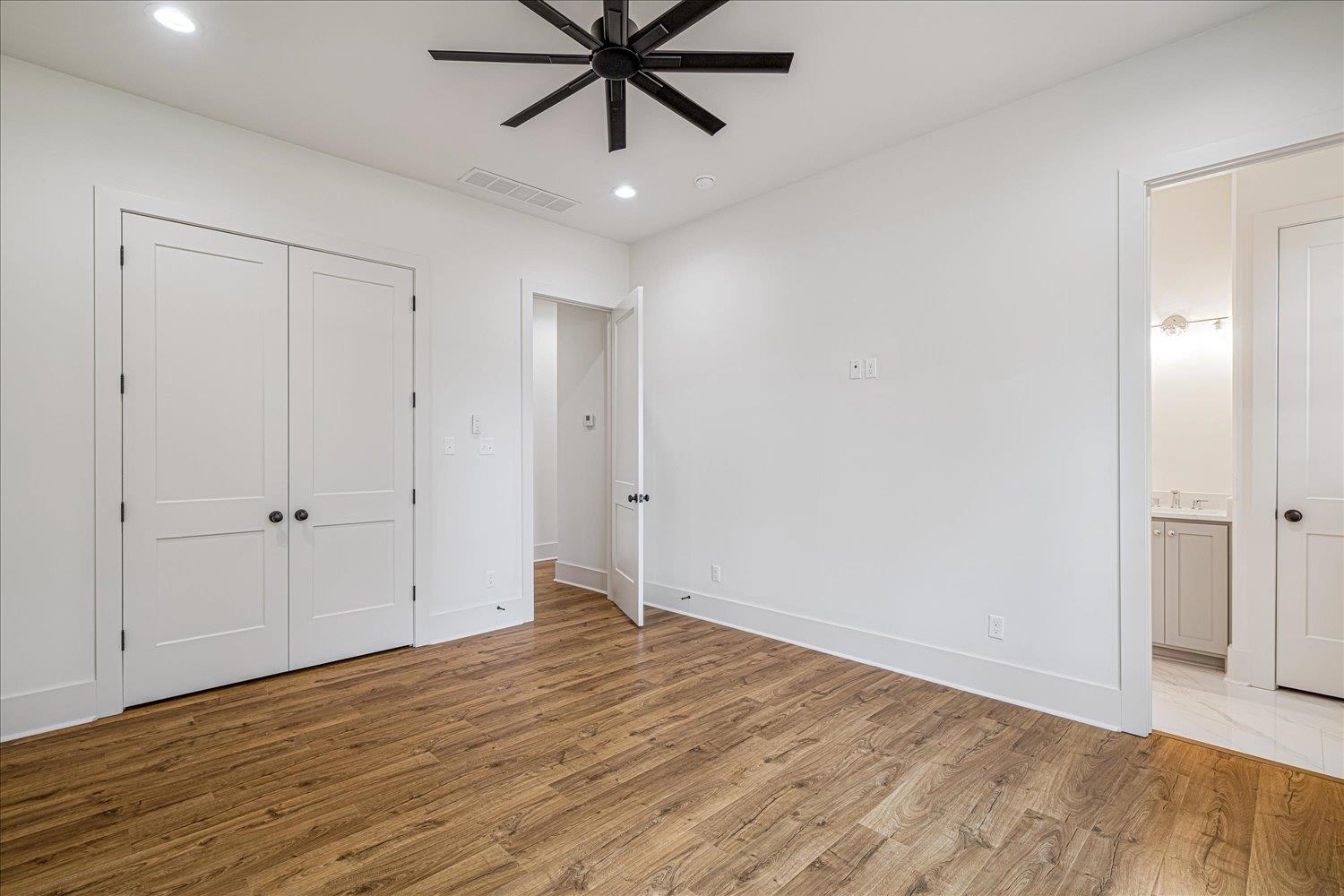 5484 Park Ave Property Photo 14