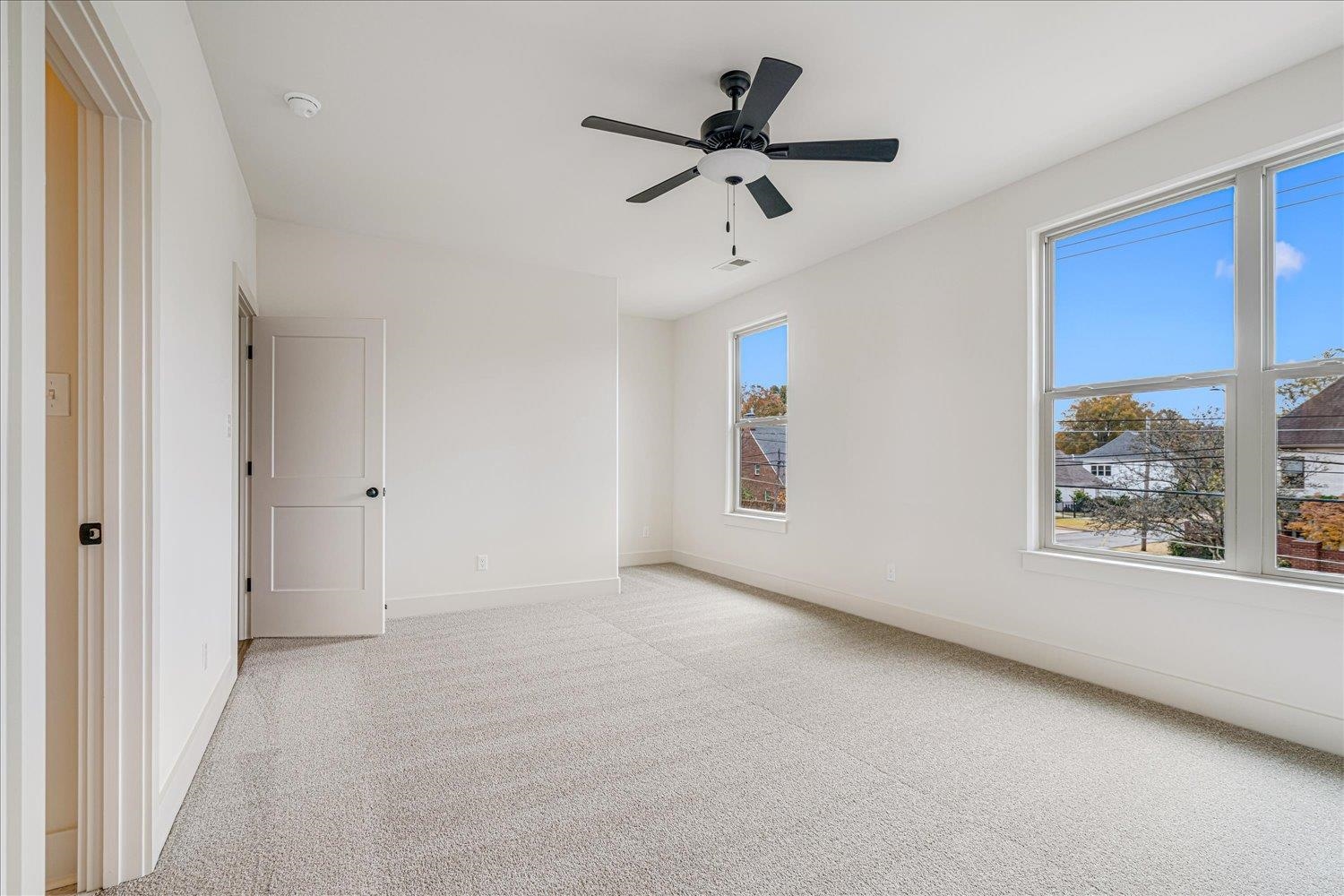 5484 Park Ave Property Photo 19