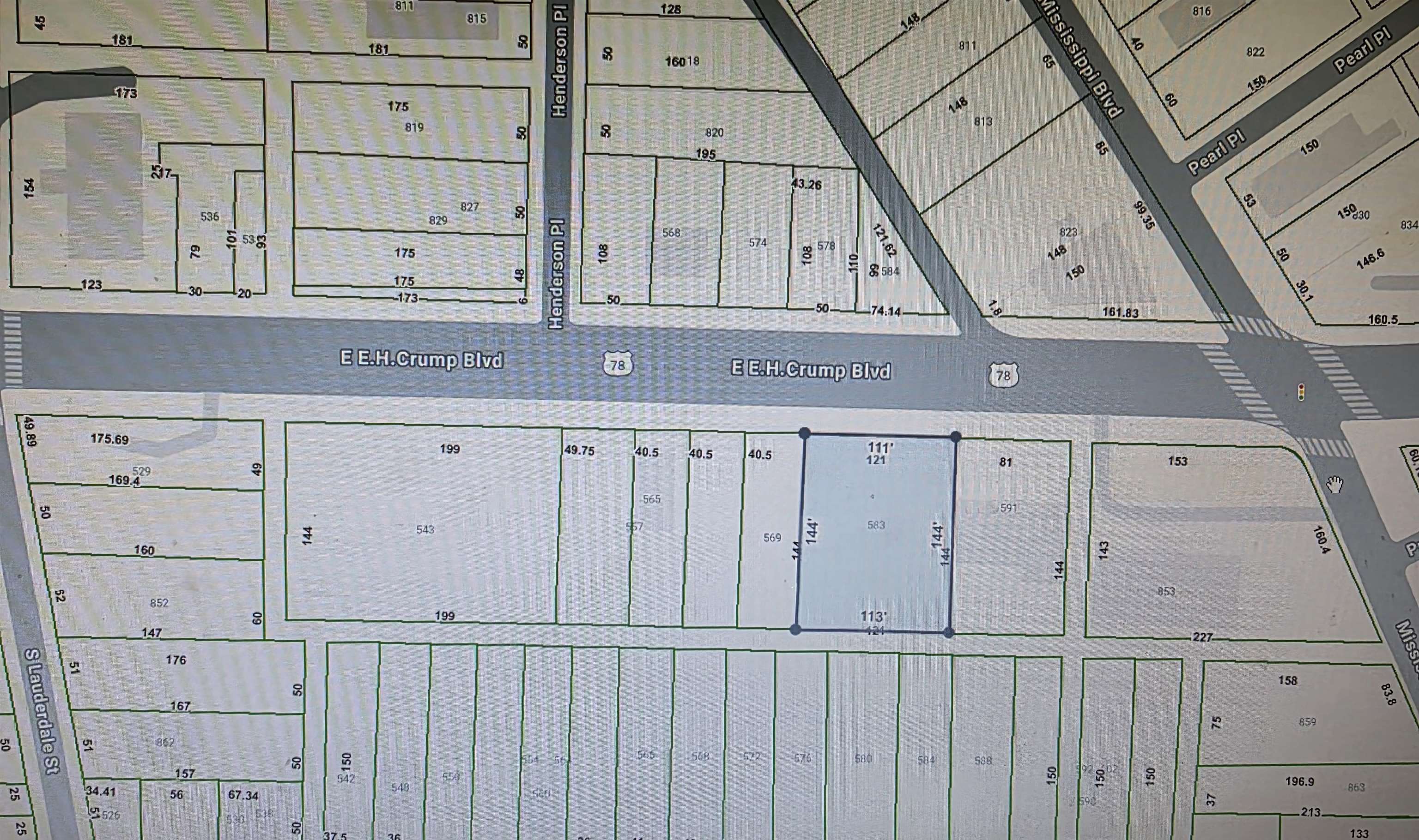 583 E E H Crump Blvd Property Photo 4