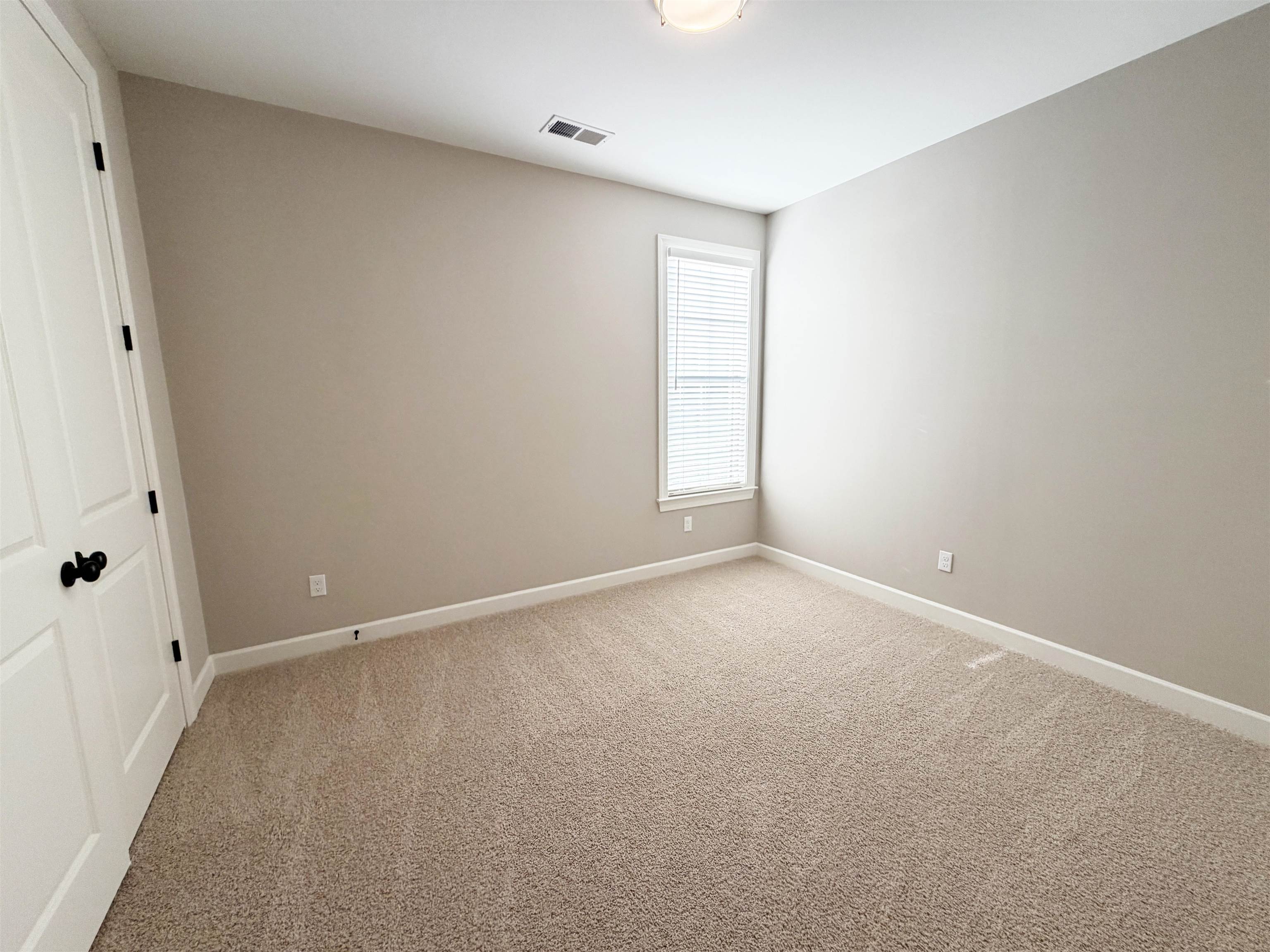 12113 Providence Center Loop Property Photo 10