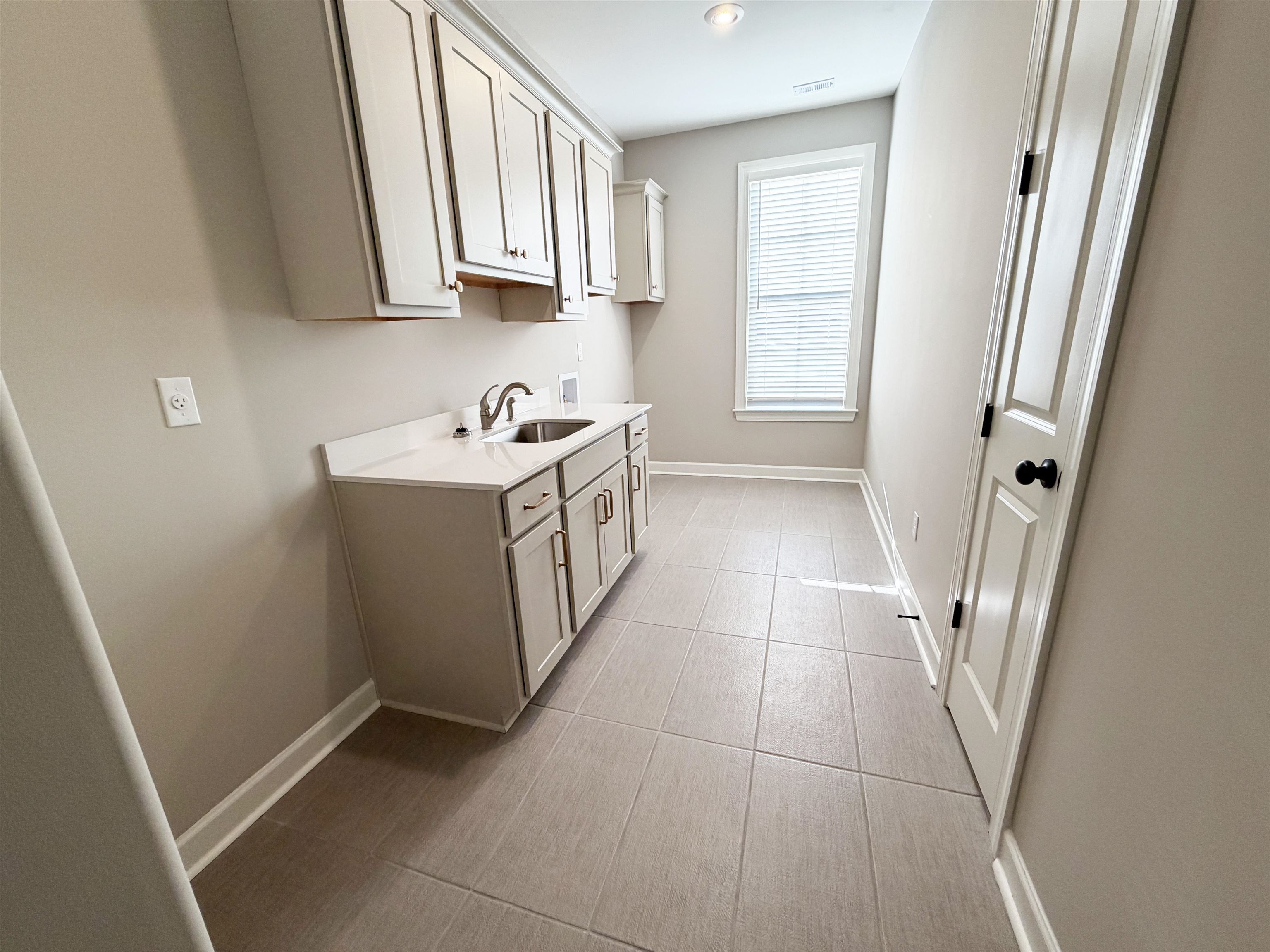 12113 Providence Center Loop Property Photo 21