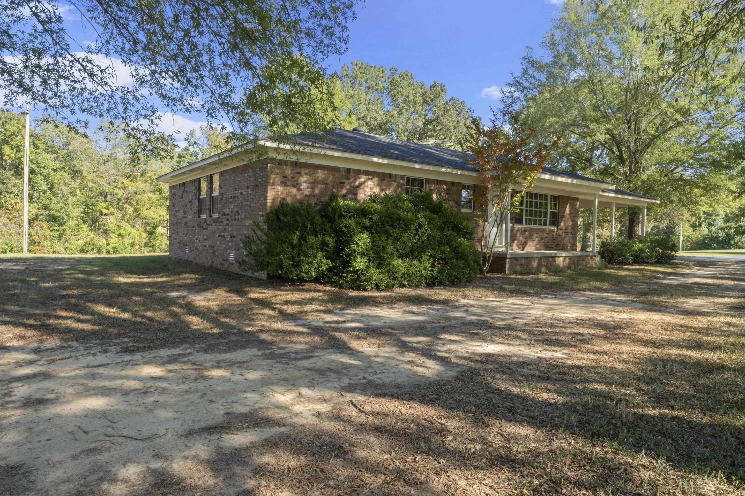 6578 311 Hwy Property Photo 4