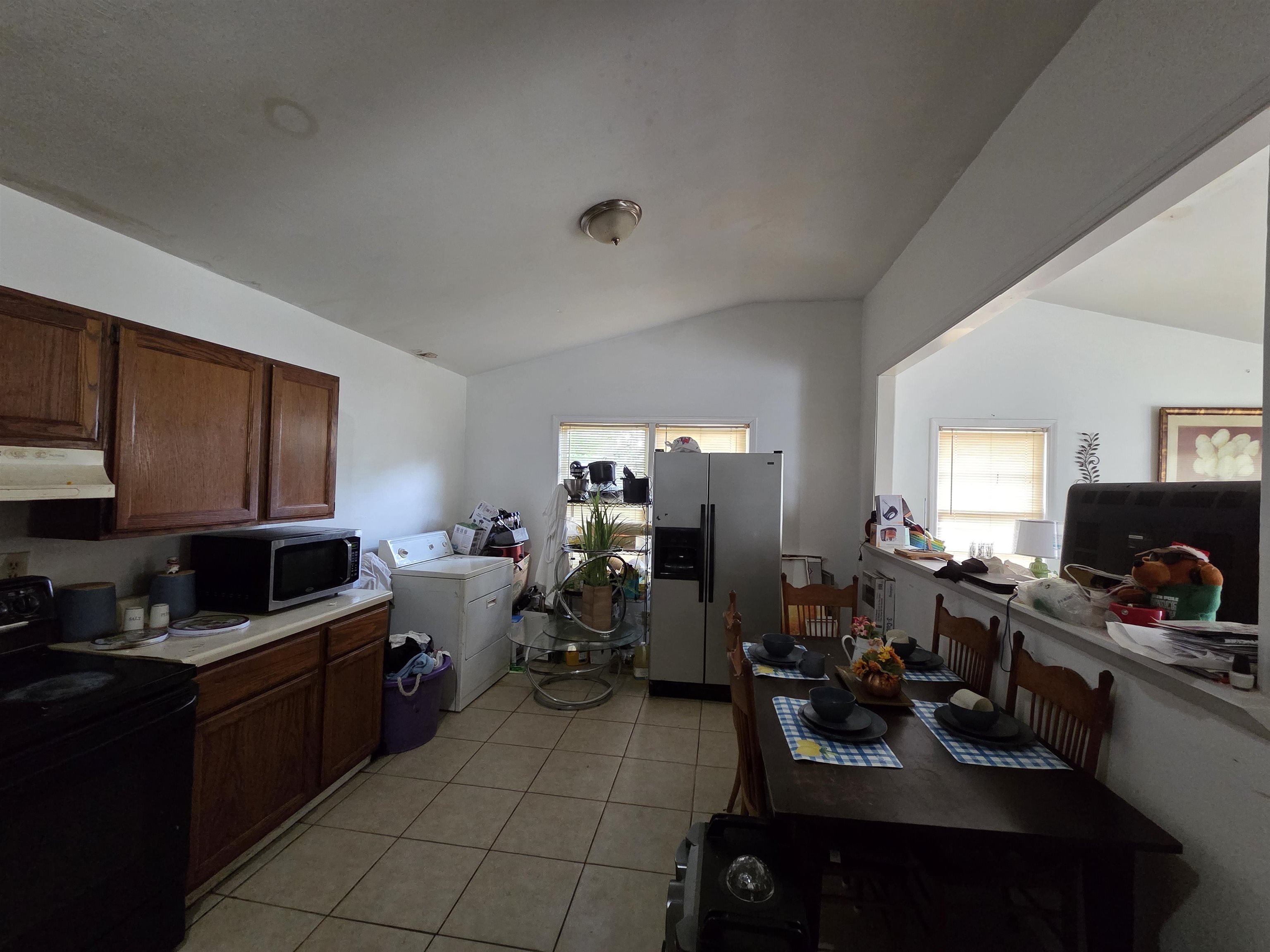 3162 Periwinkle St Property Photo 3