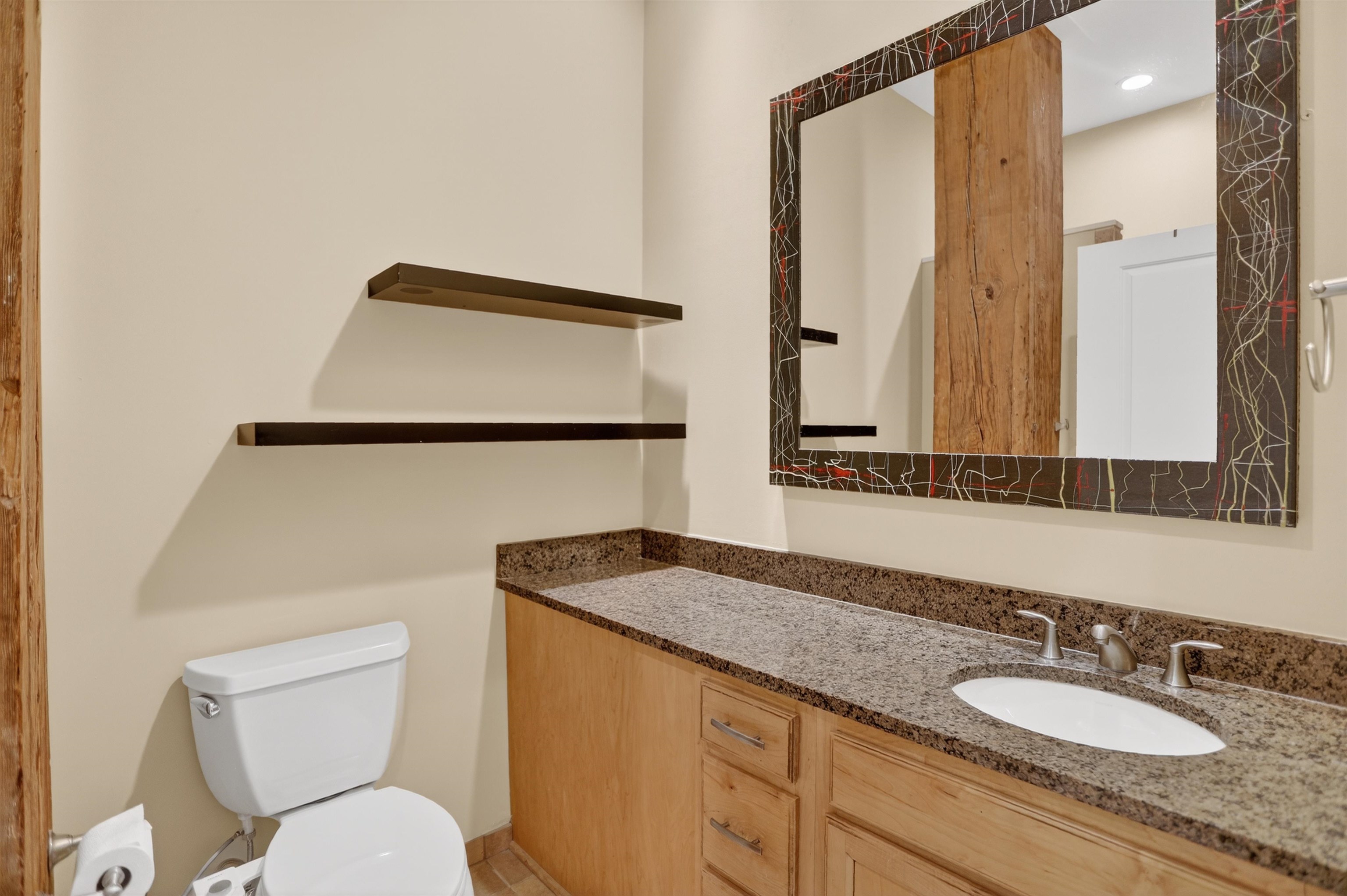 435 S Front St 307 Property Photo 24