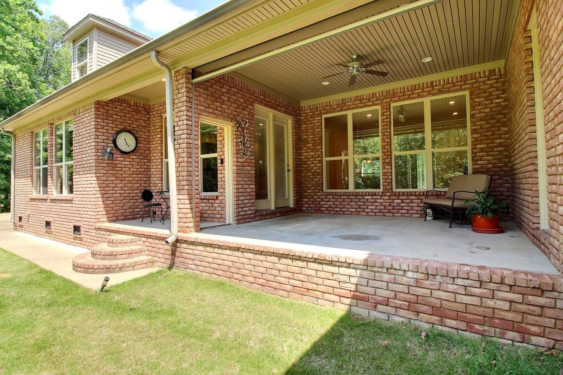 580 Hickory Lake Rd Property Photo 9