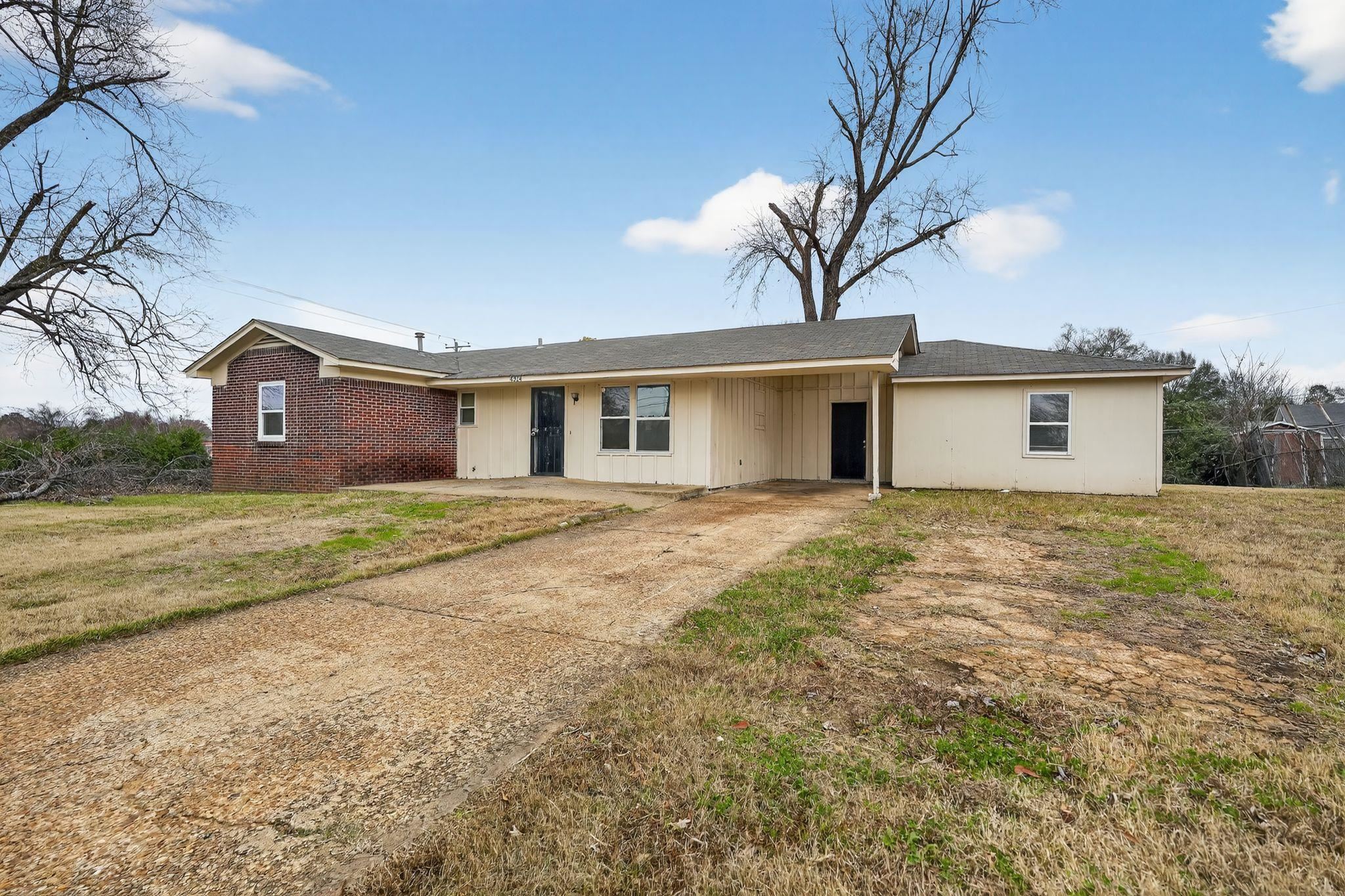 4314 Ford Rd Property Photo 2