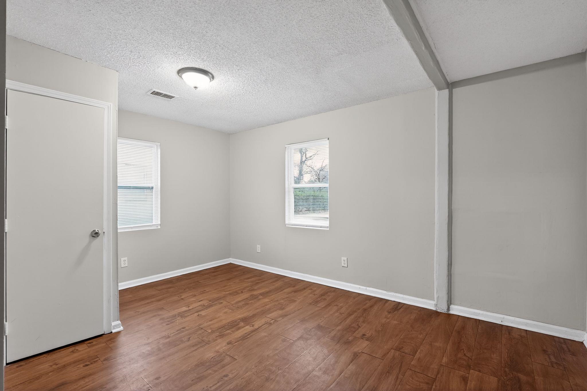 4314 Ford Rd Property Photo 12