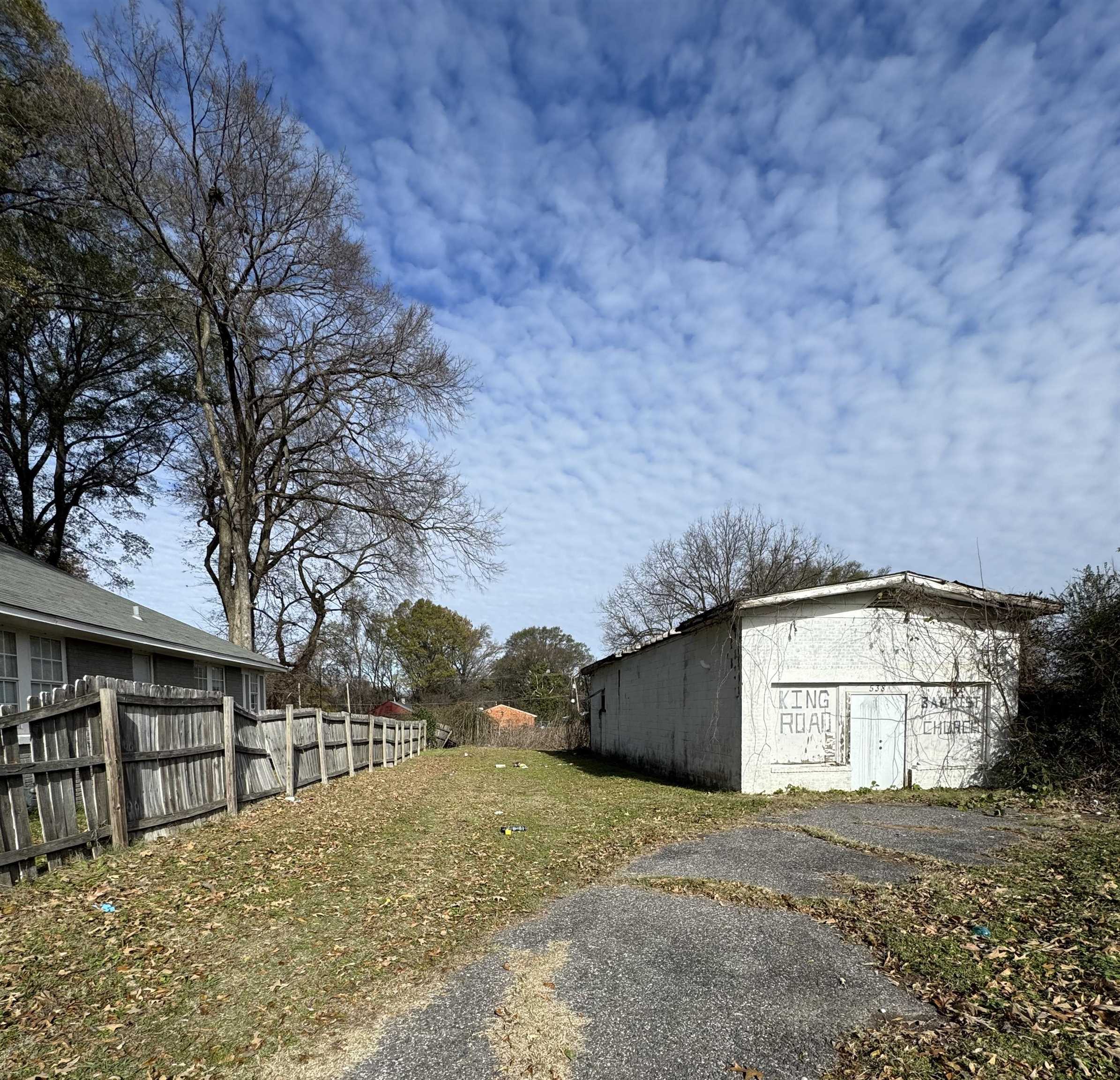 538 KING RD Property Photo 1