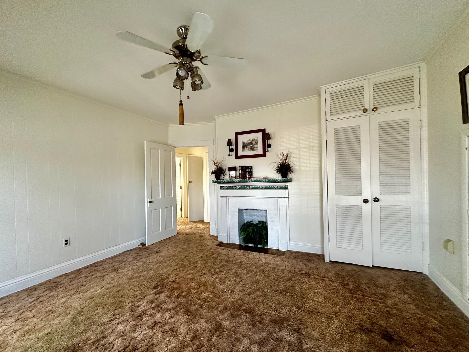 1108 Whitehaven Ln Property Photo 12