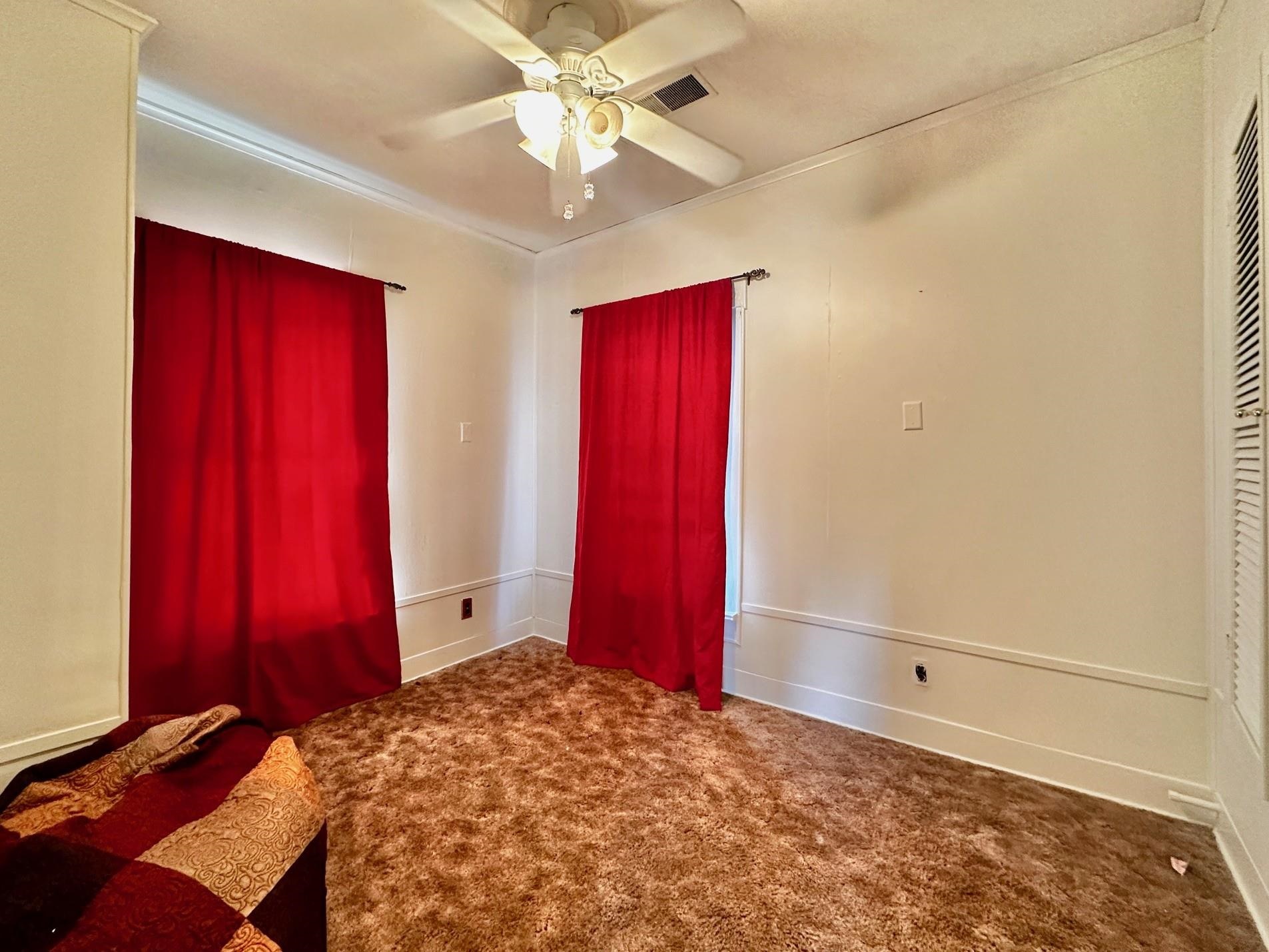 1108 Whitehaven Ln Property Photo 14