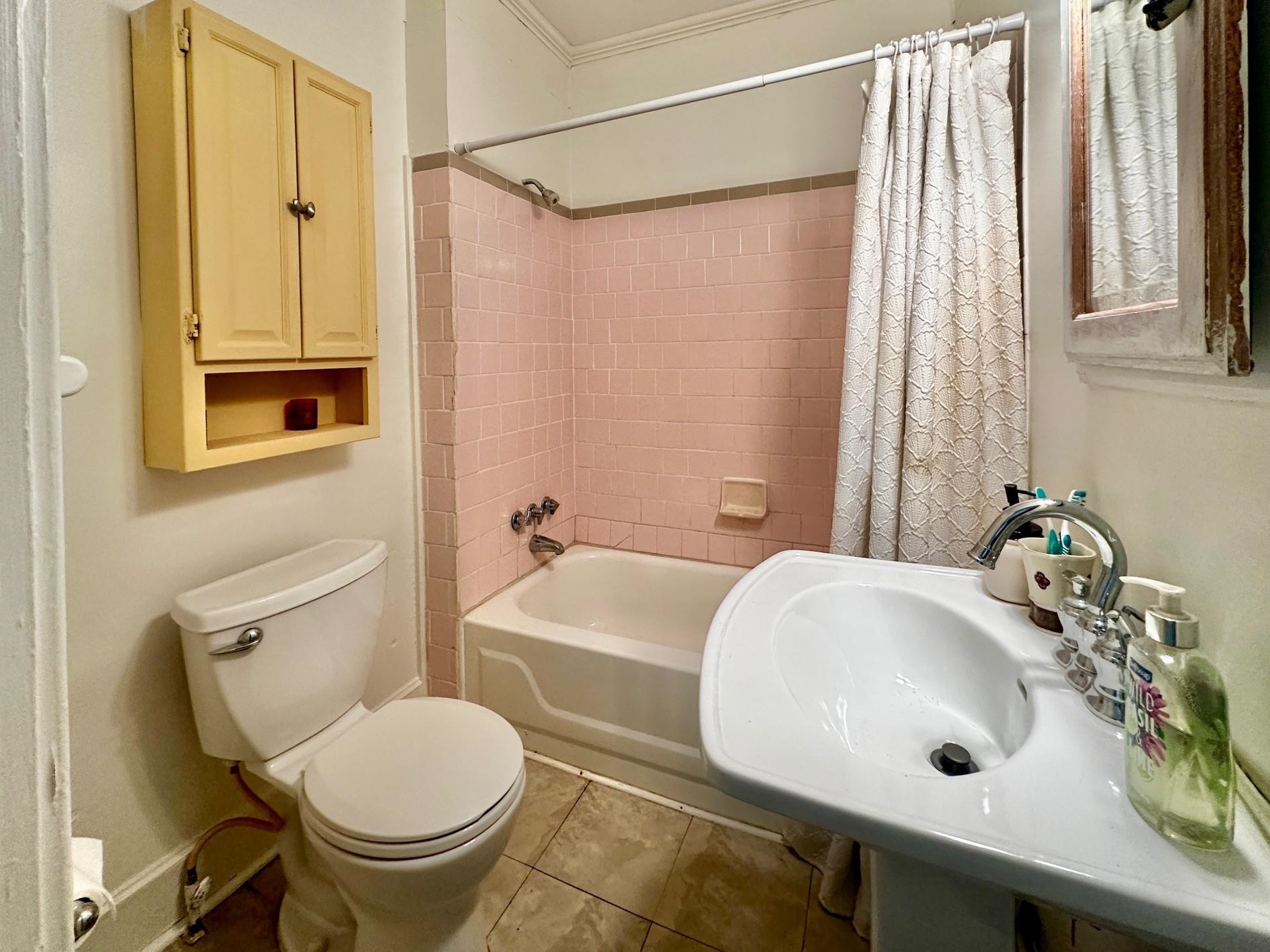 1108 Whitehaven Ln Property Photo 18