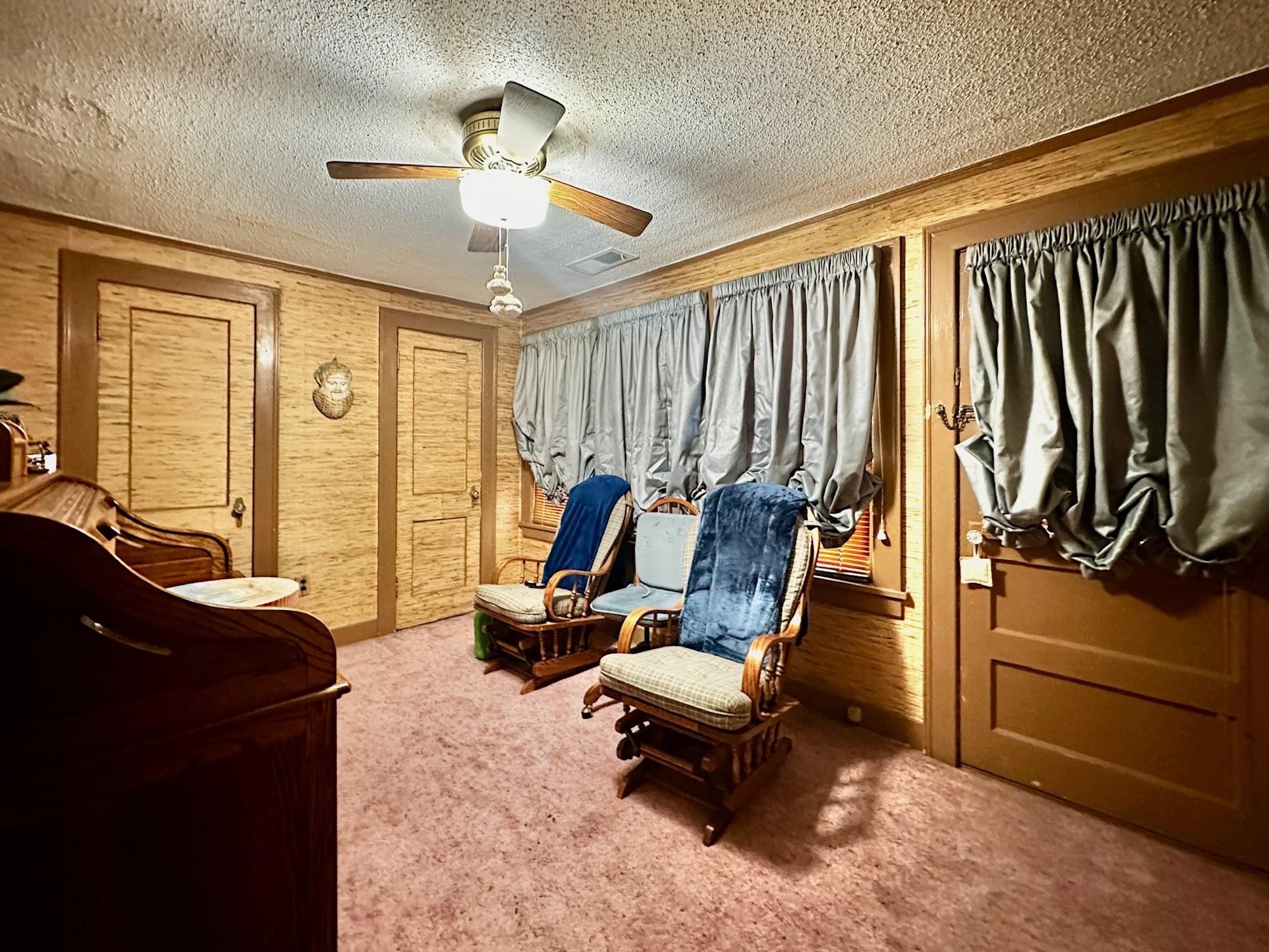 1108 Whitehaven Ln Property Photo 20